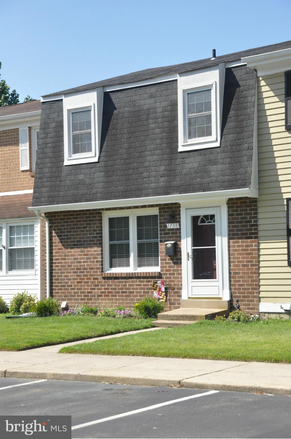 CROFTON SQUARE - Residential