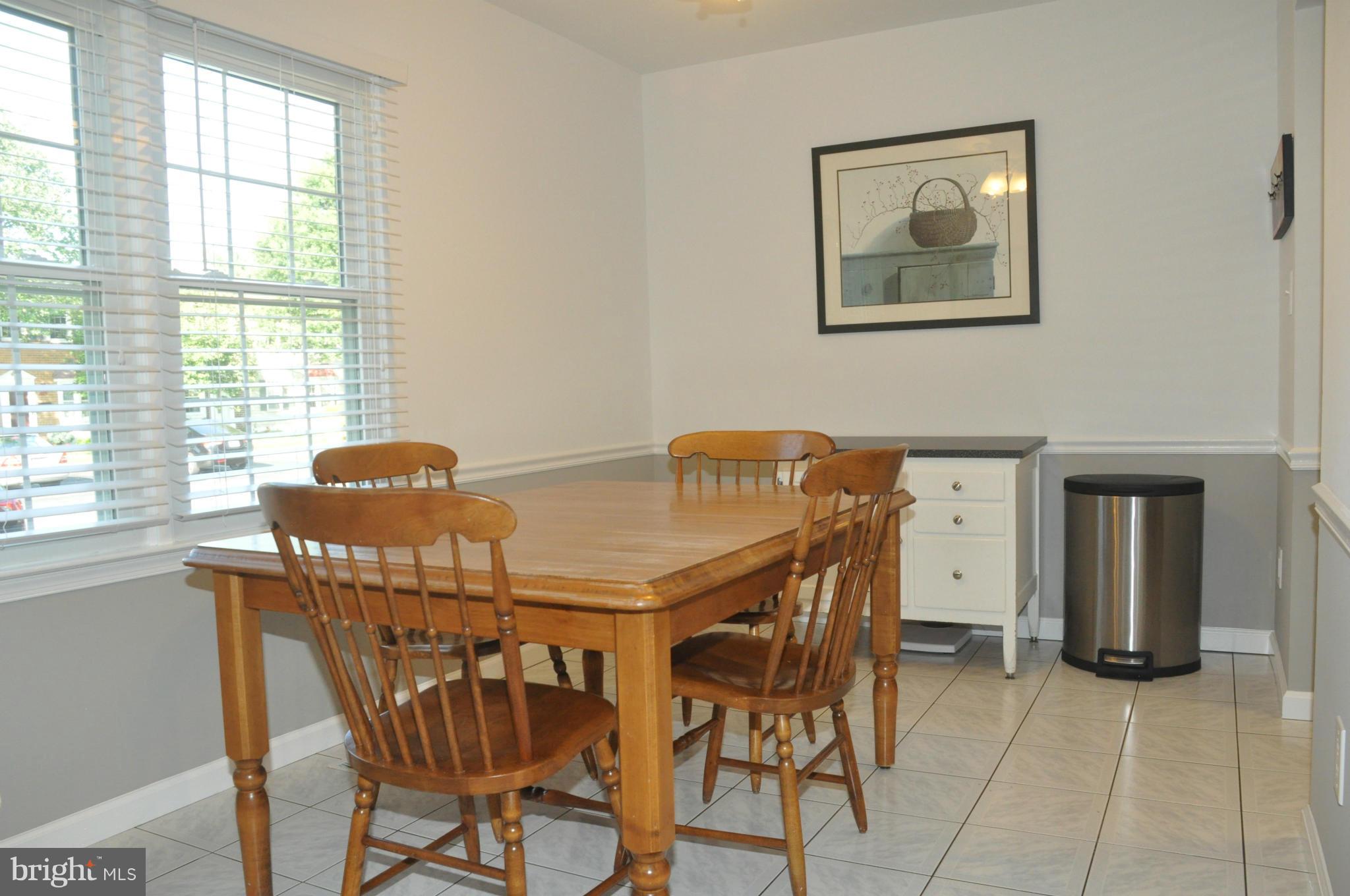 CROFTON SQUARE - Residential