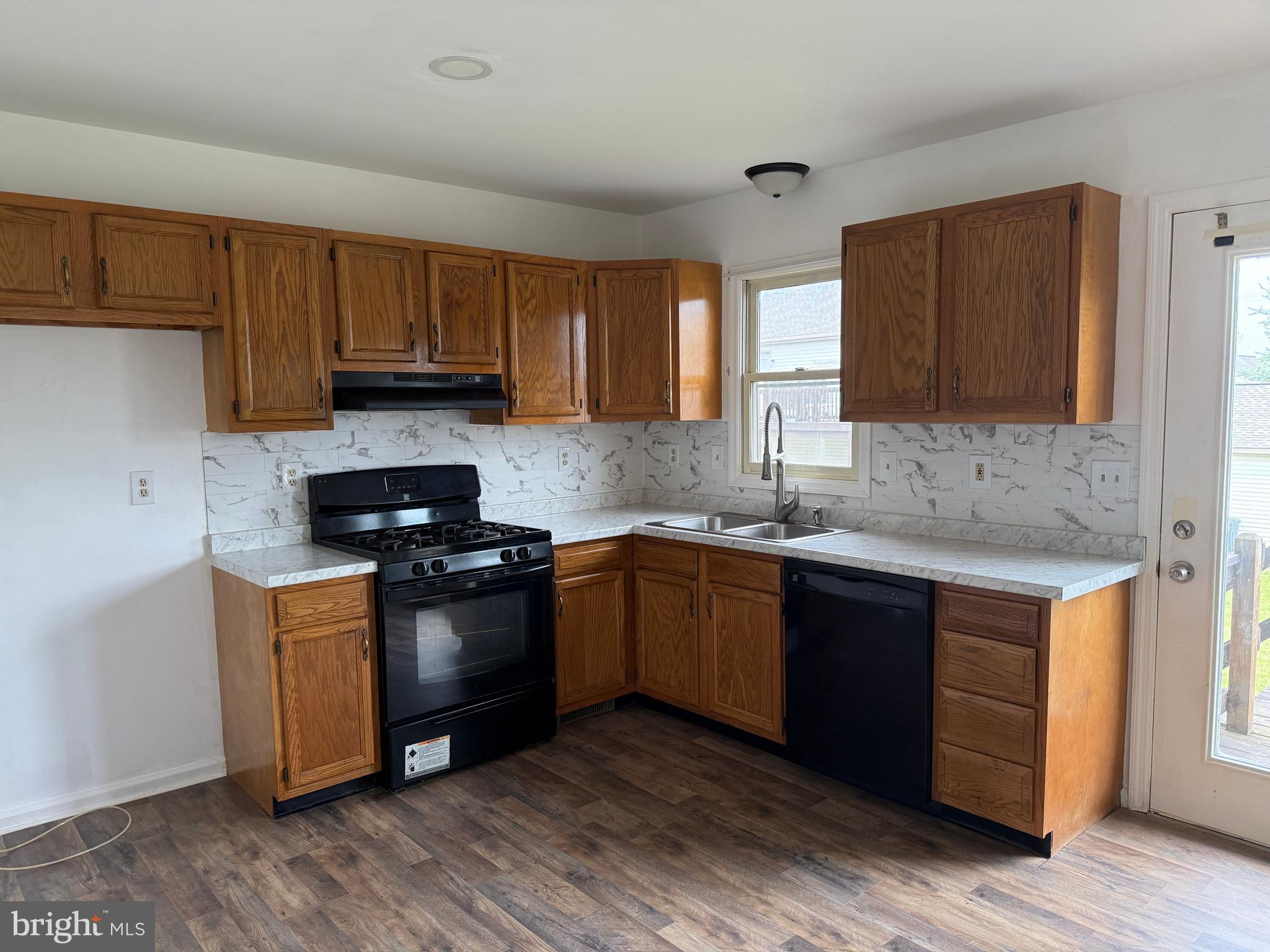 OAK HILLS DEVELOPMEN - Residential