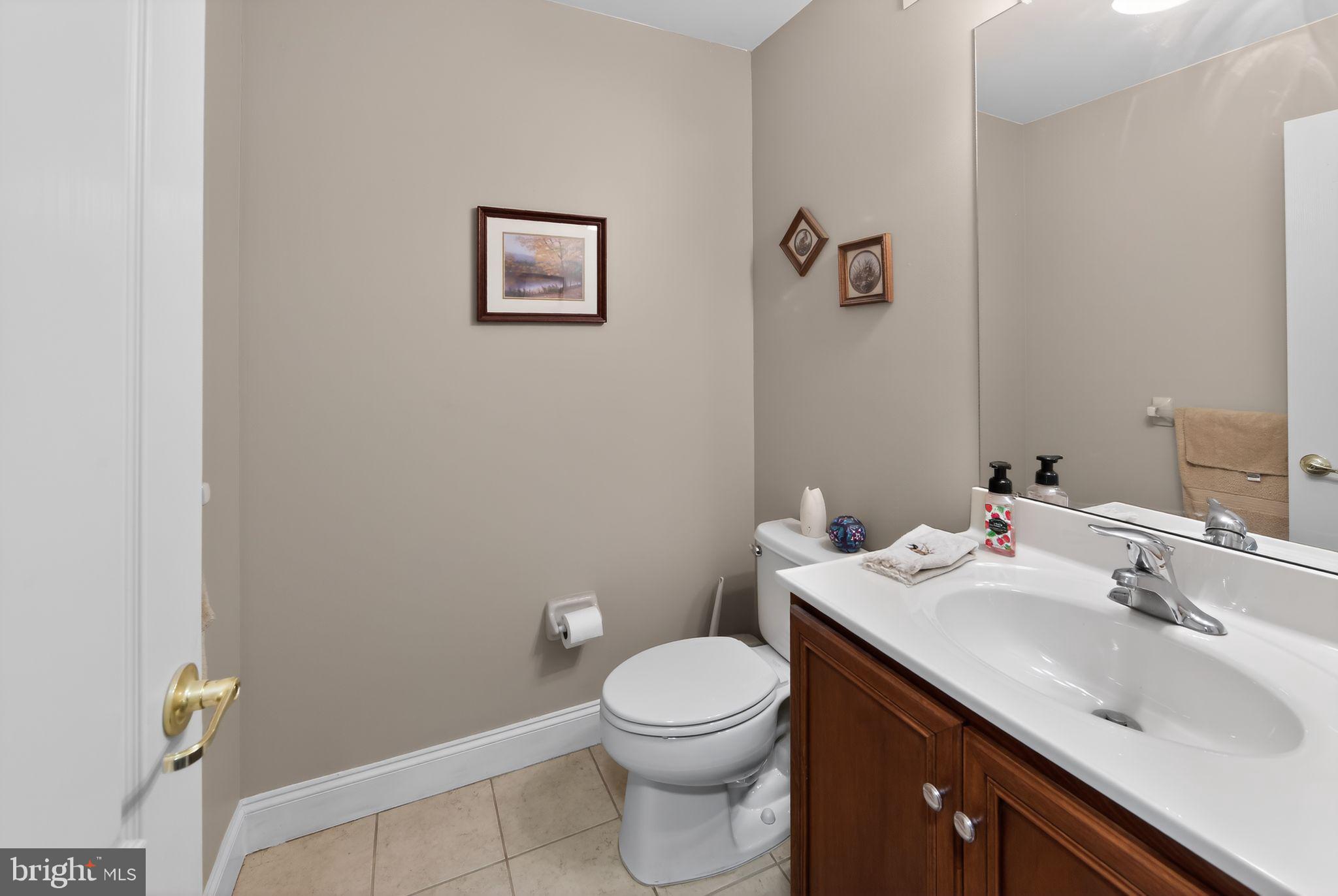 VILLAGES AT HILLVIEW - Residential