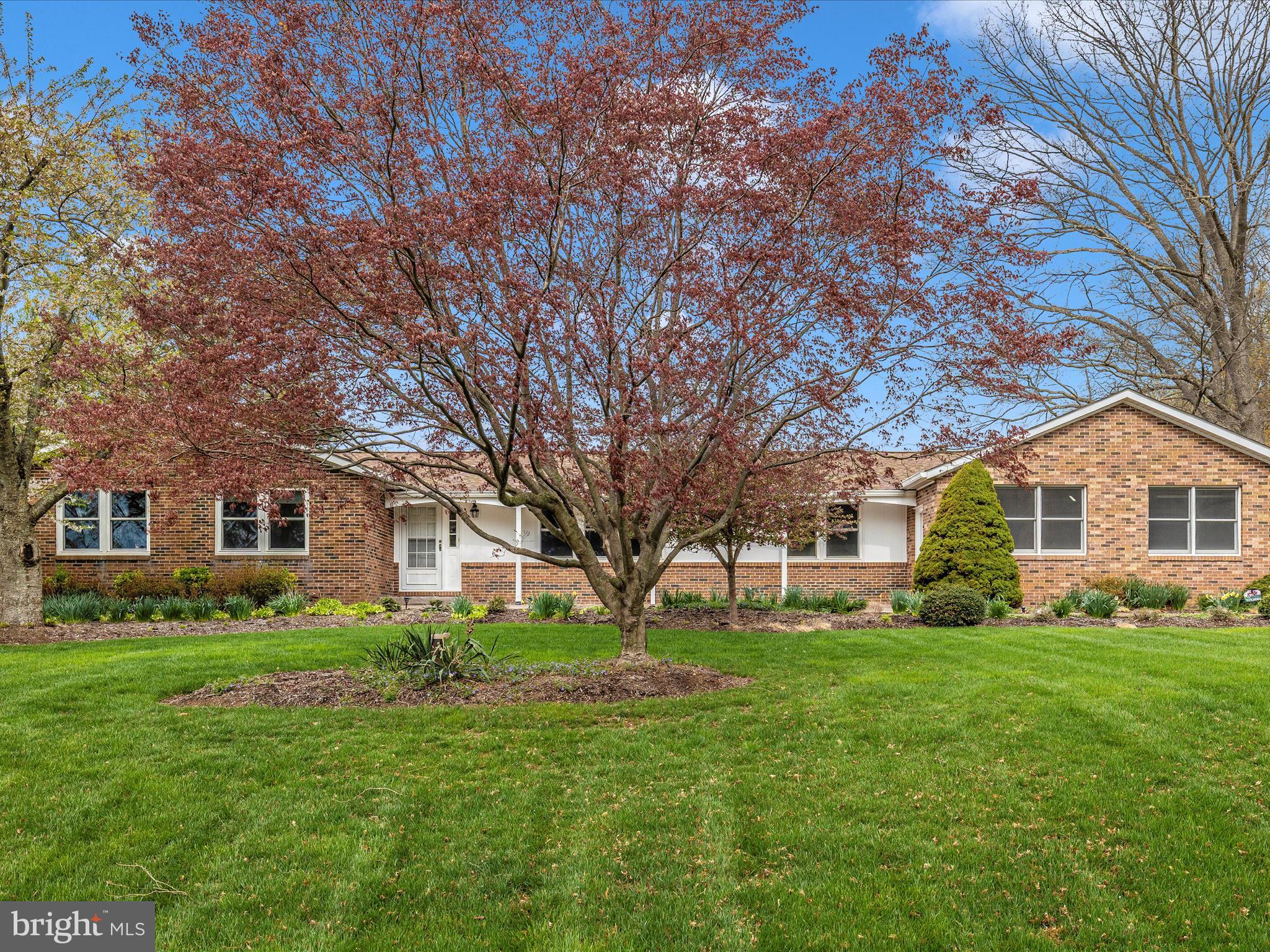 UPPER SENECA CREST - Residential
