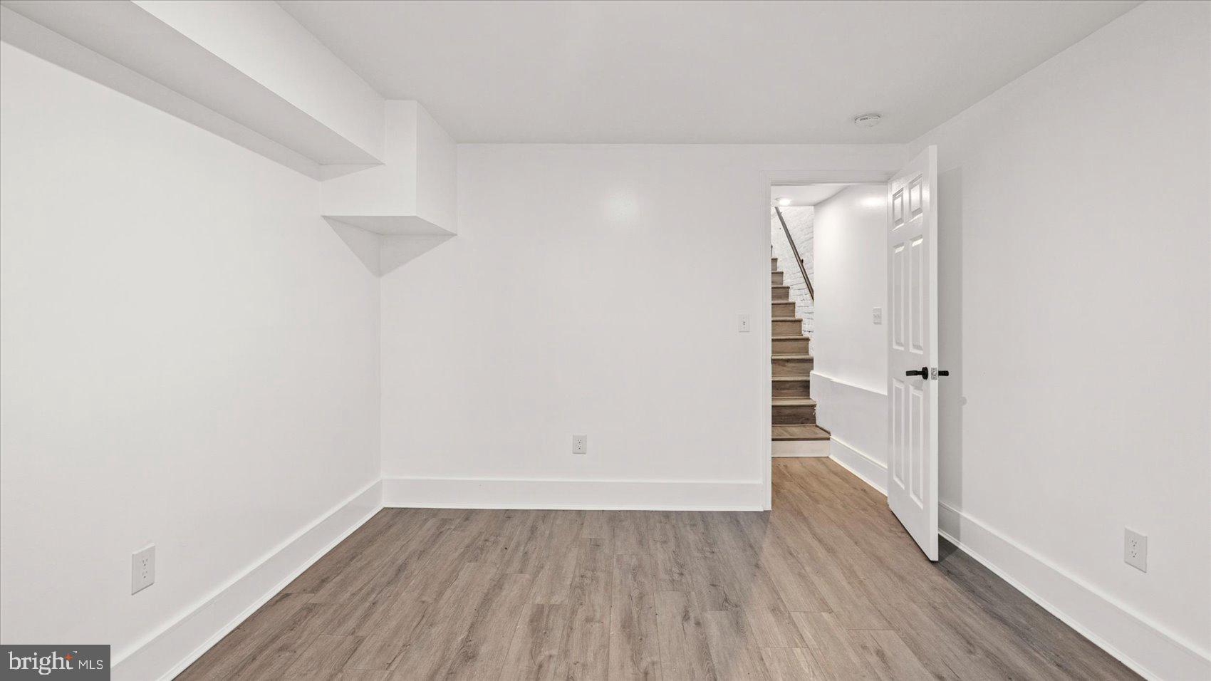 MILTON-MONTFORD - Residential