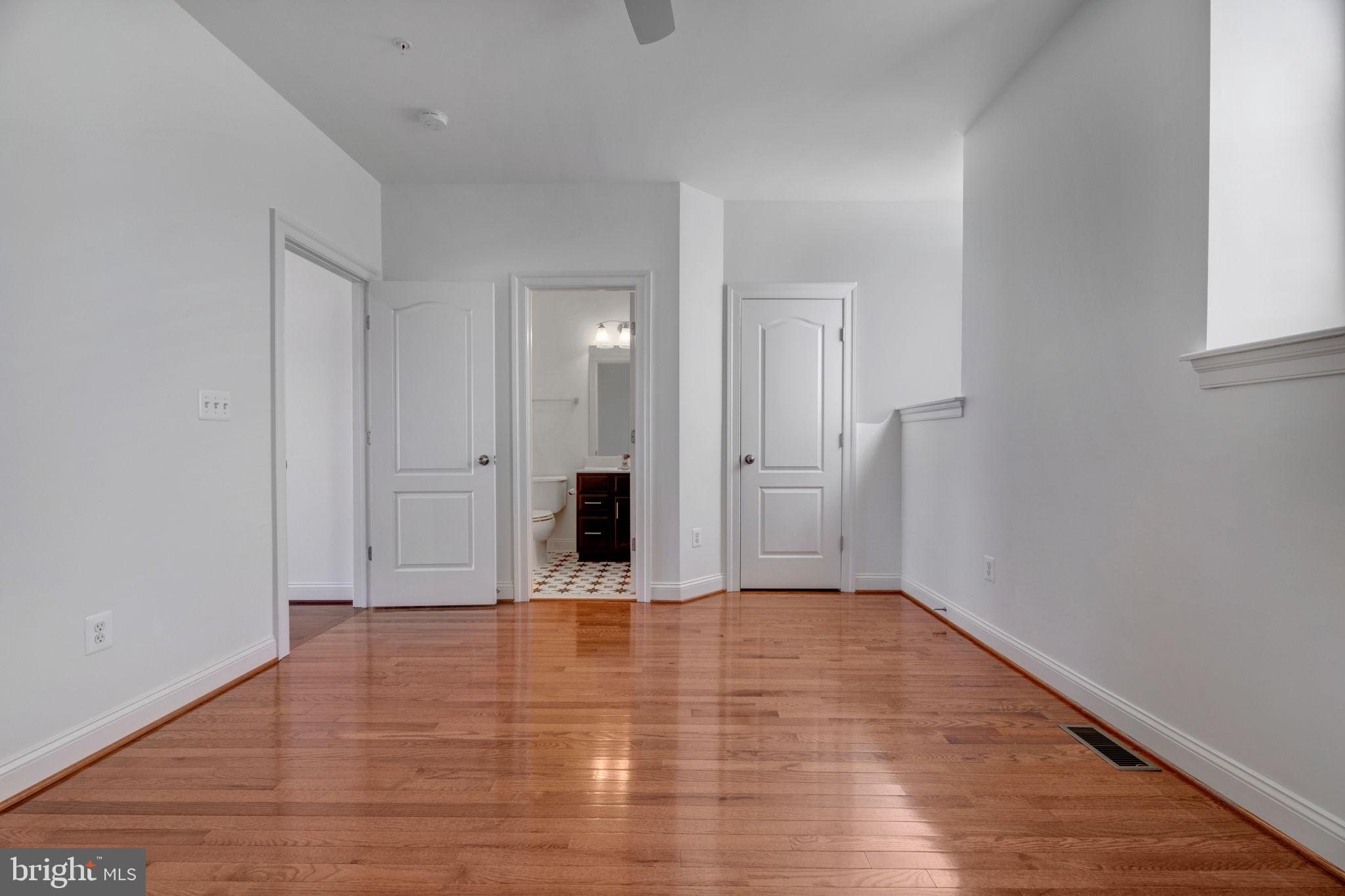NATIONAL HARBOR - Residential