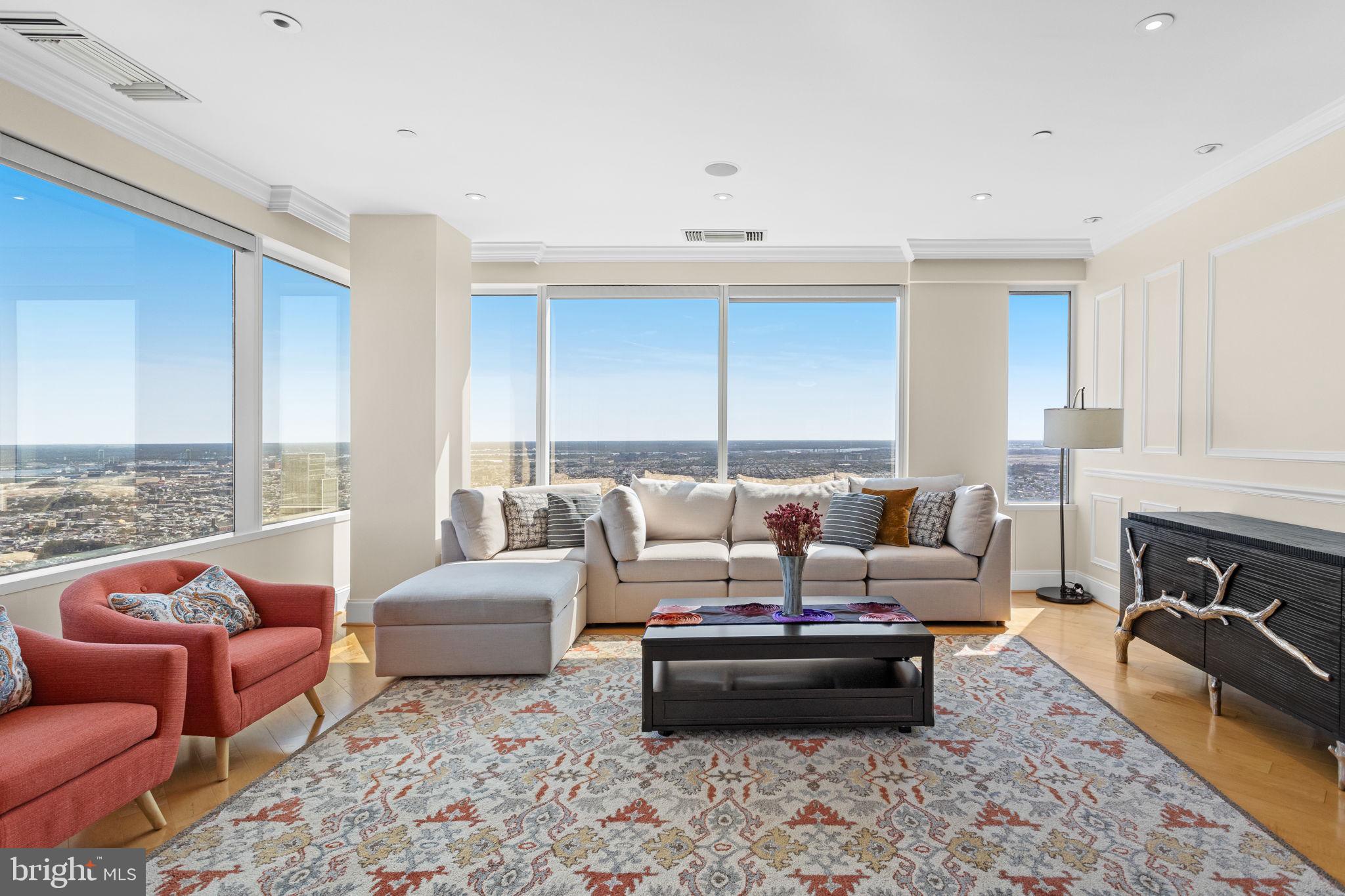 RITTENHOUSE SQUARE - Residential
