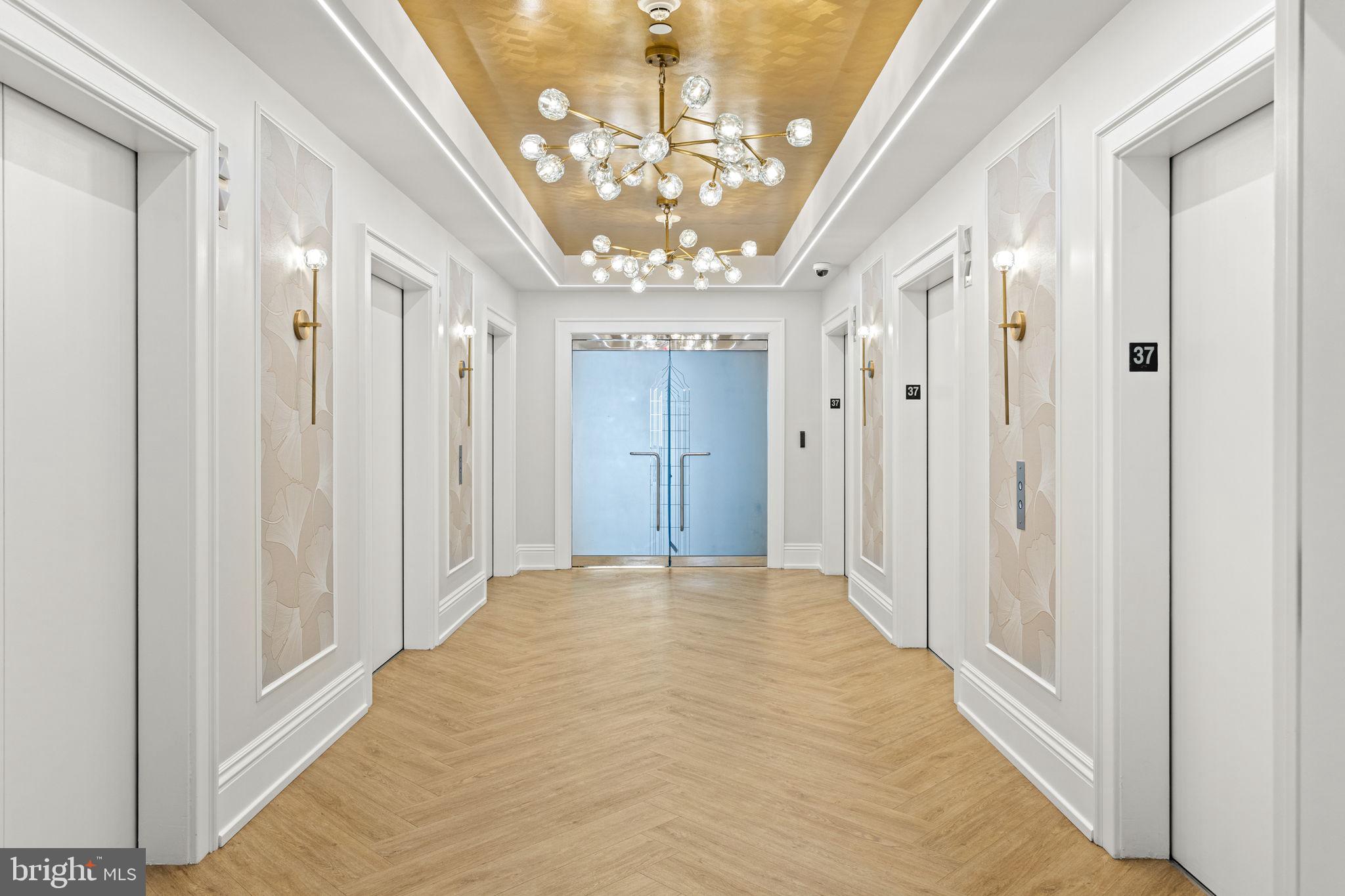 RITTENHOUSE SQUARE - Residential