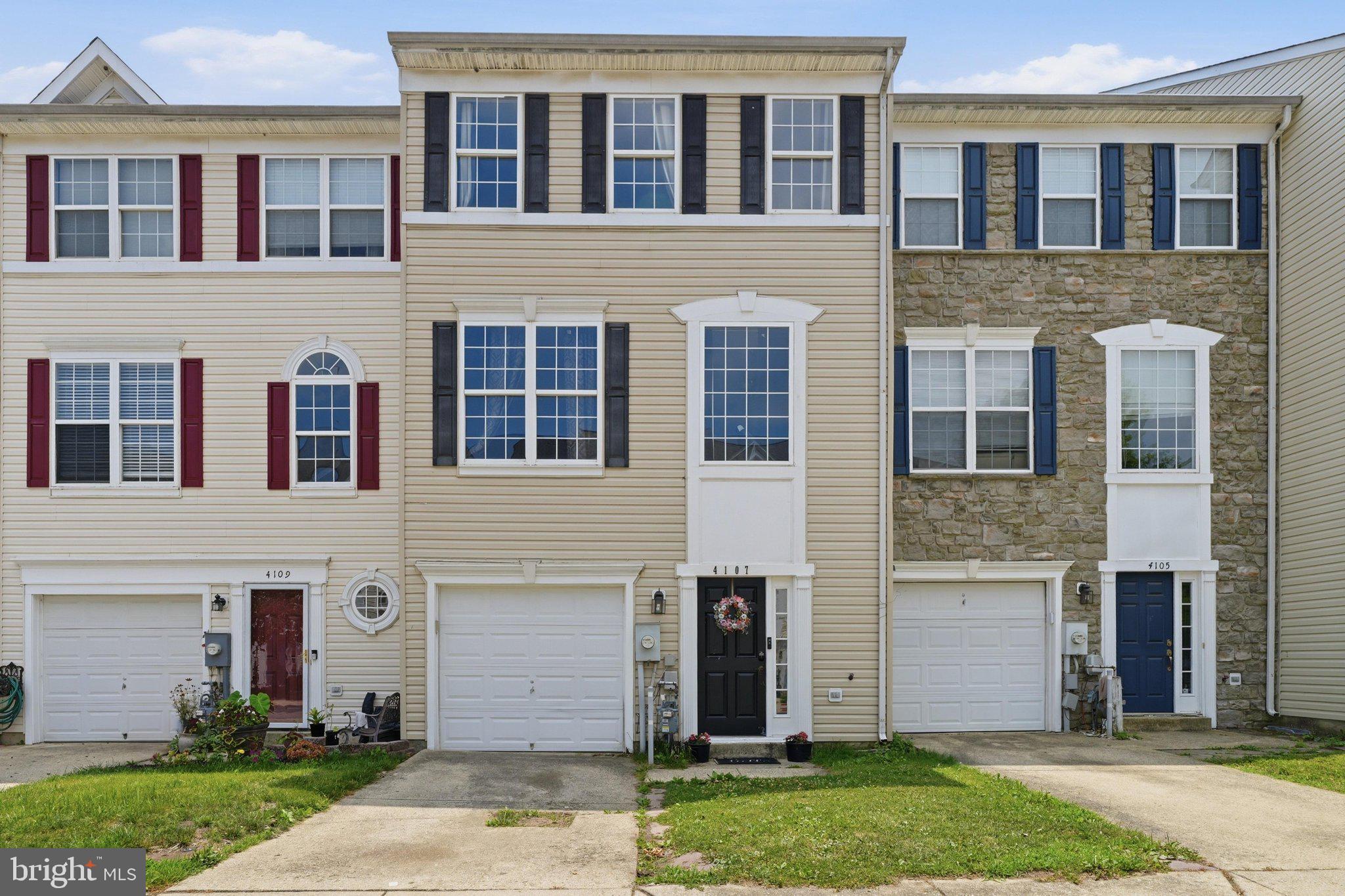 APPLEGATE NORTH - Residential