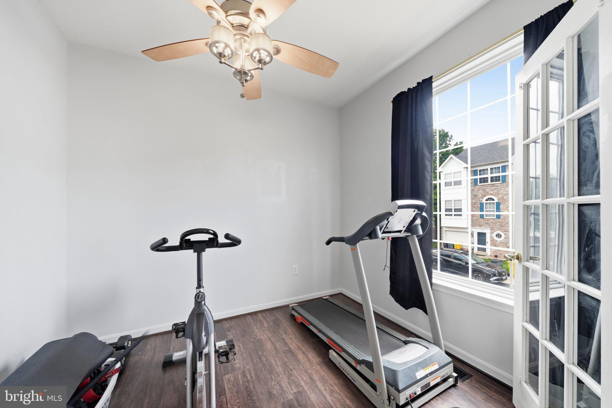 APPLEGATE NORTH - Residential
