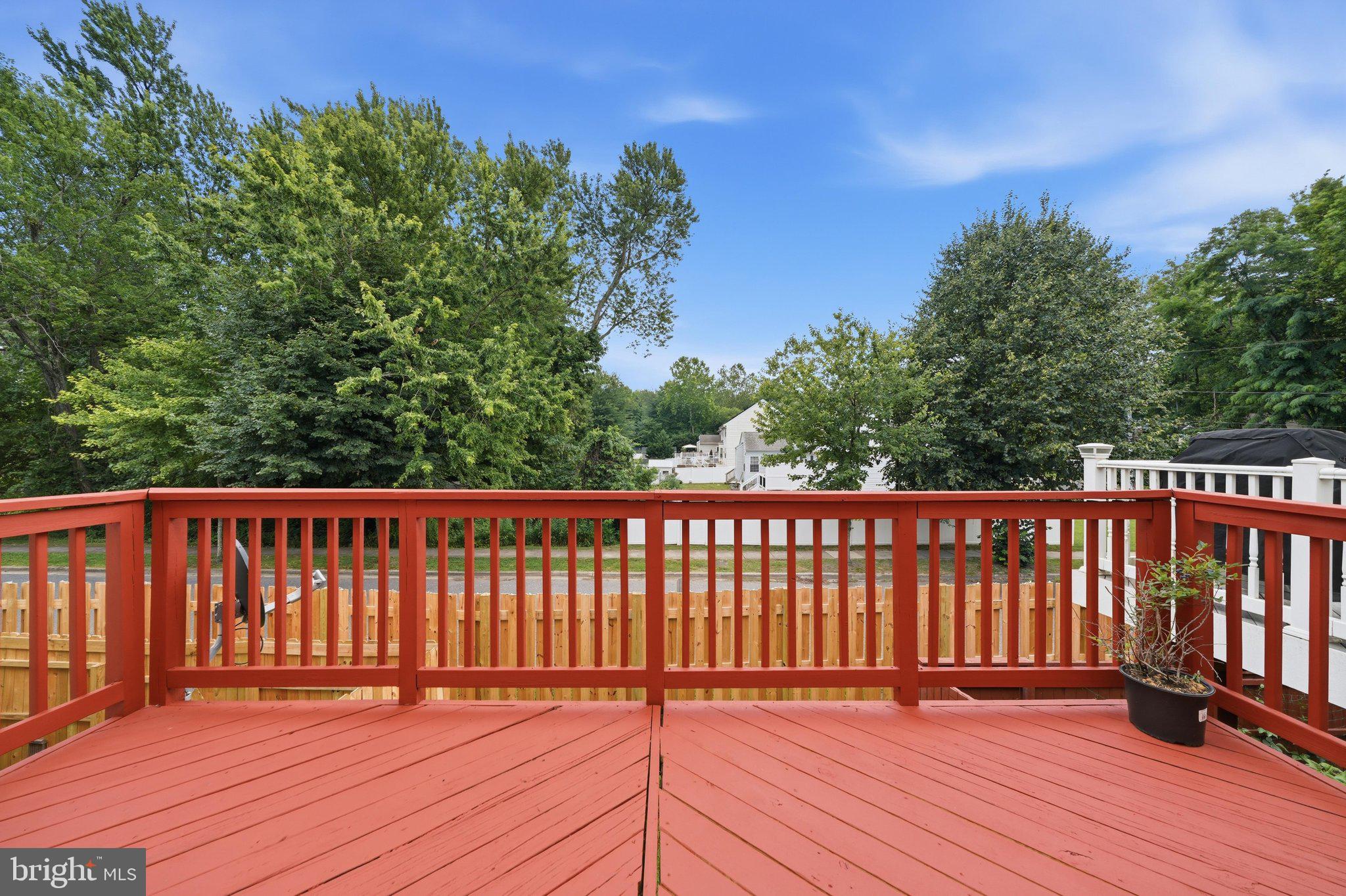 APPLEGATE NORTH - Residential
