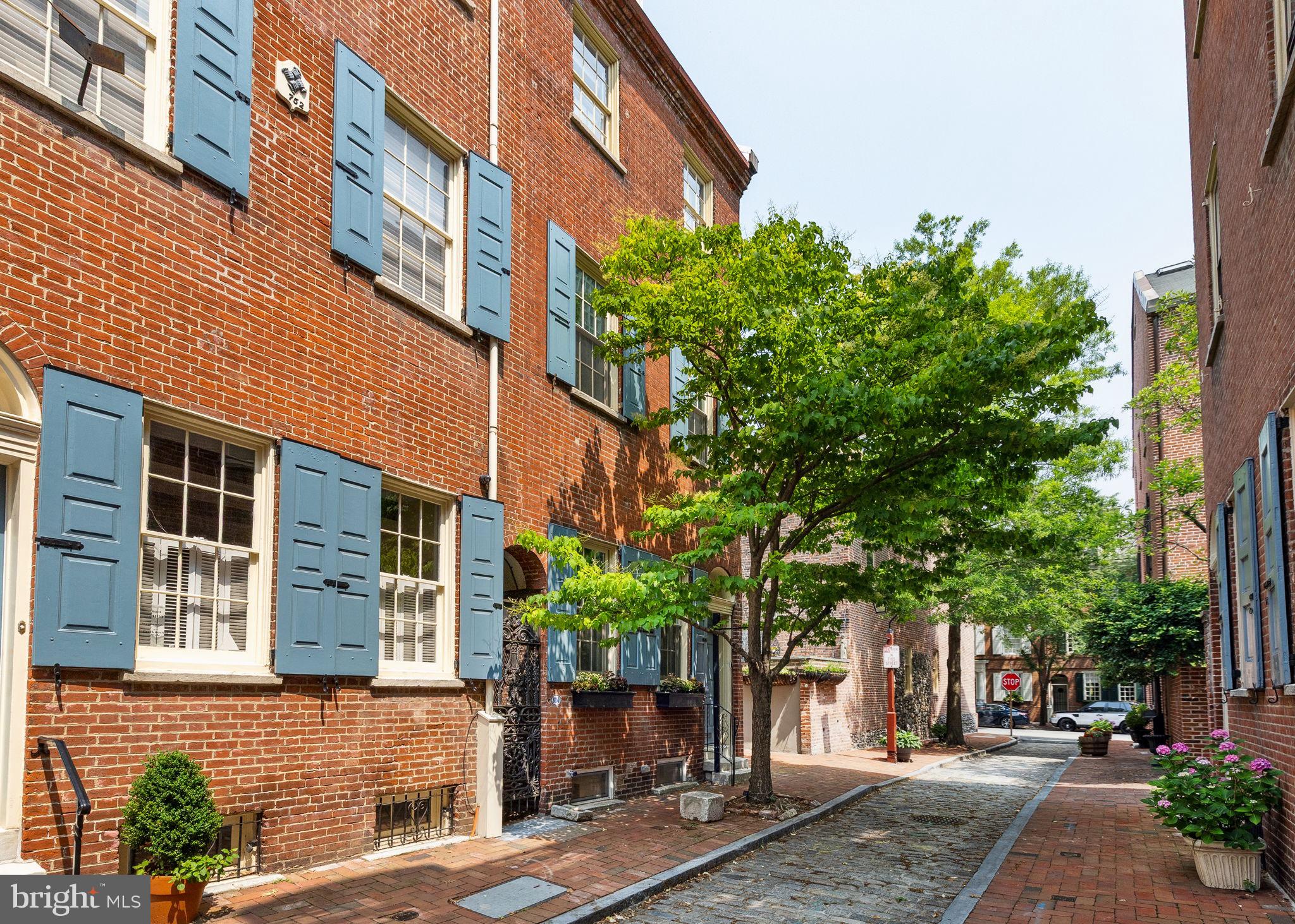 SOCIETY HILL - Residential