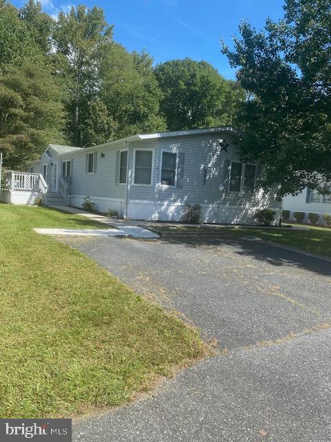 BUSH RIVER MANOR - Residential