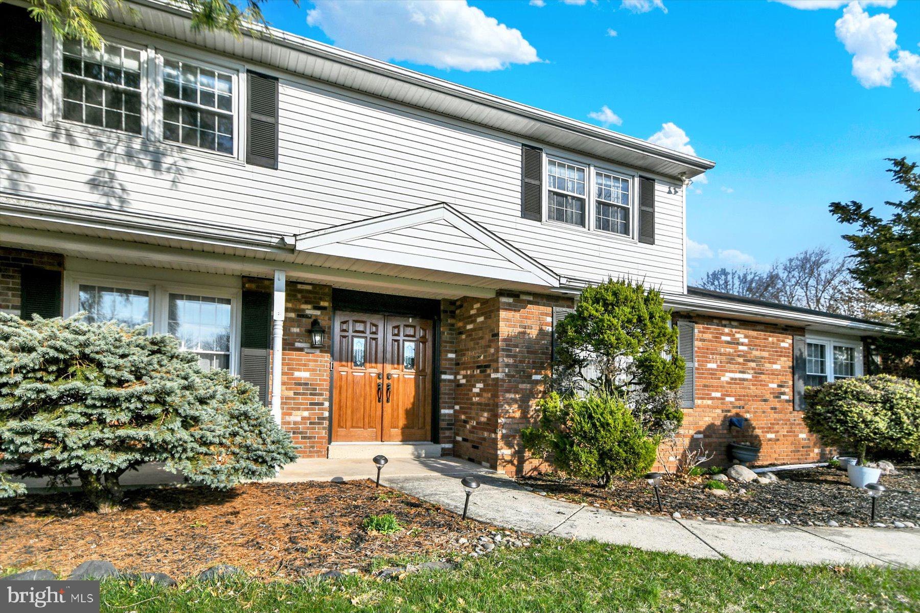 PEBBLE BROOK - Residential