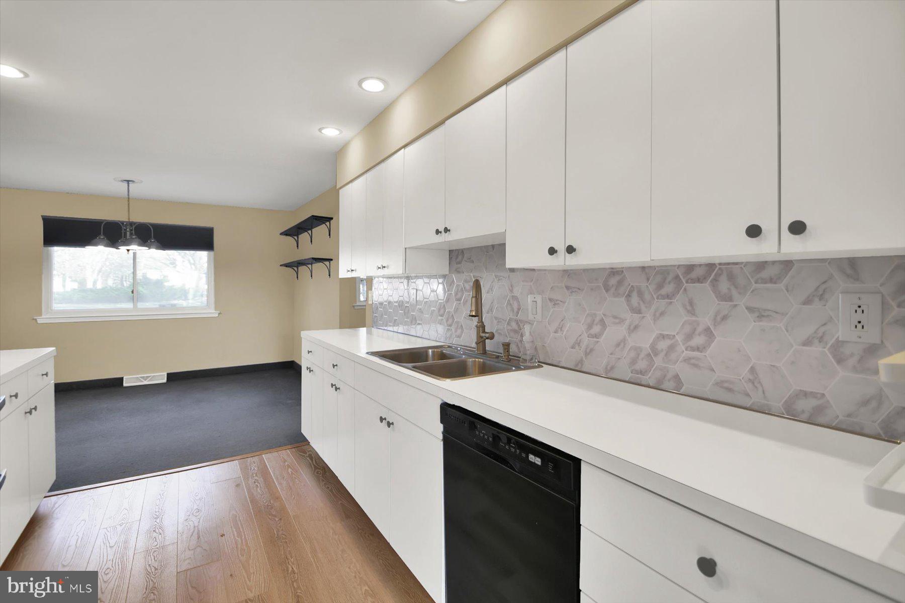 PEBBLE BROOK - Residential