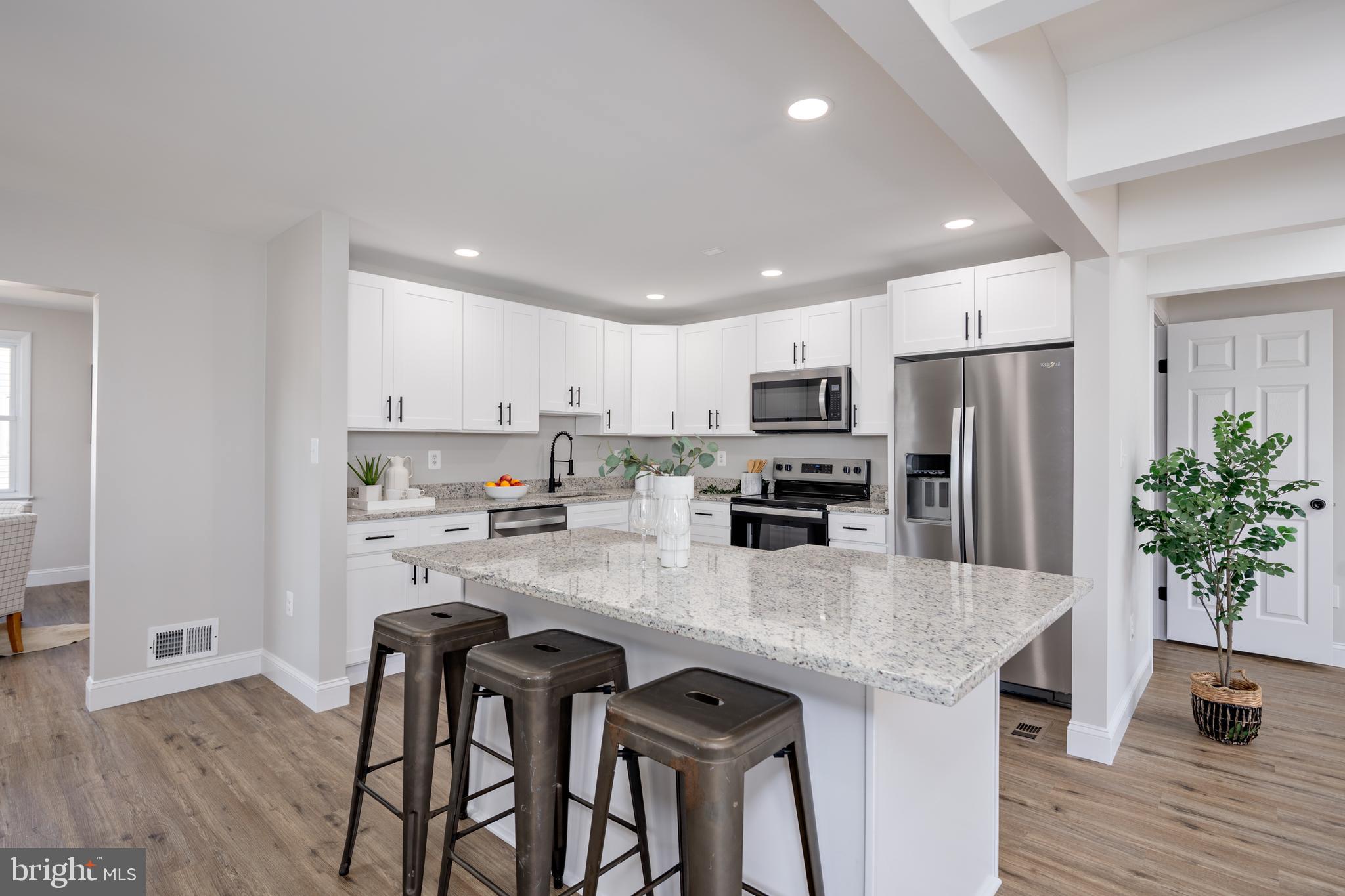 WOODLAWN HEIGHTS - Residential