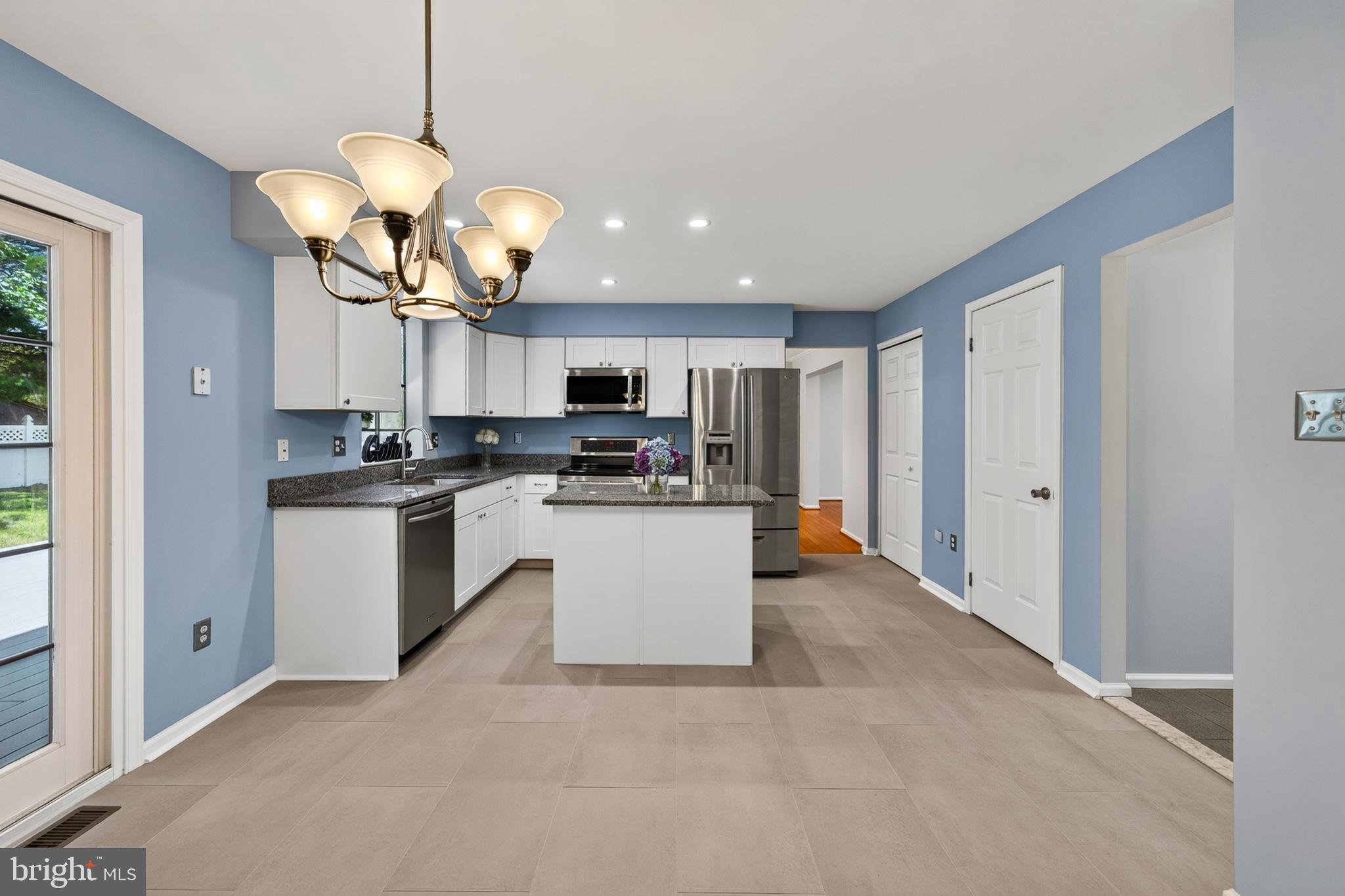 CHAPEL HGTS - Residential
