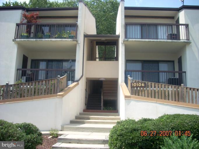 TREETOP CONDO - Residential