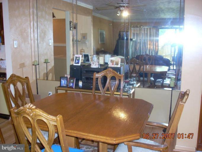 TREETOP CONDO - Residential
