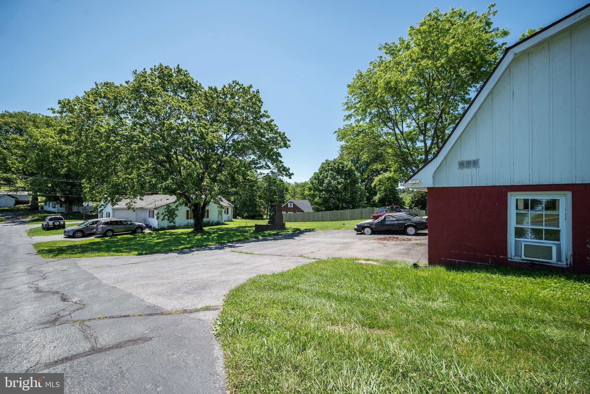 CLARKSBURG OUTSIDE - Residential