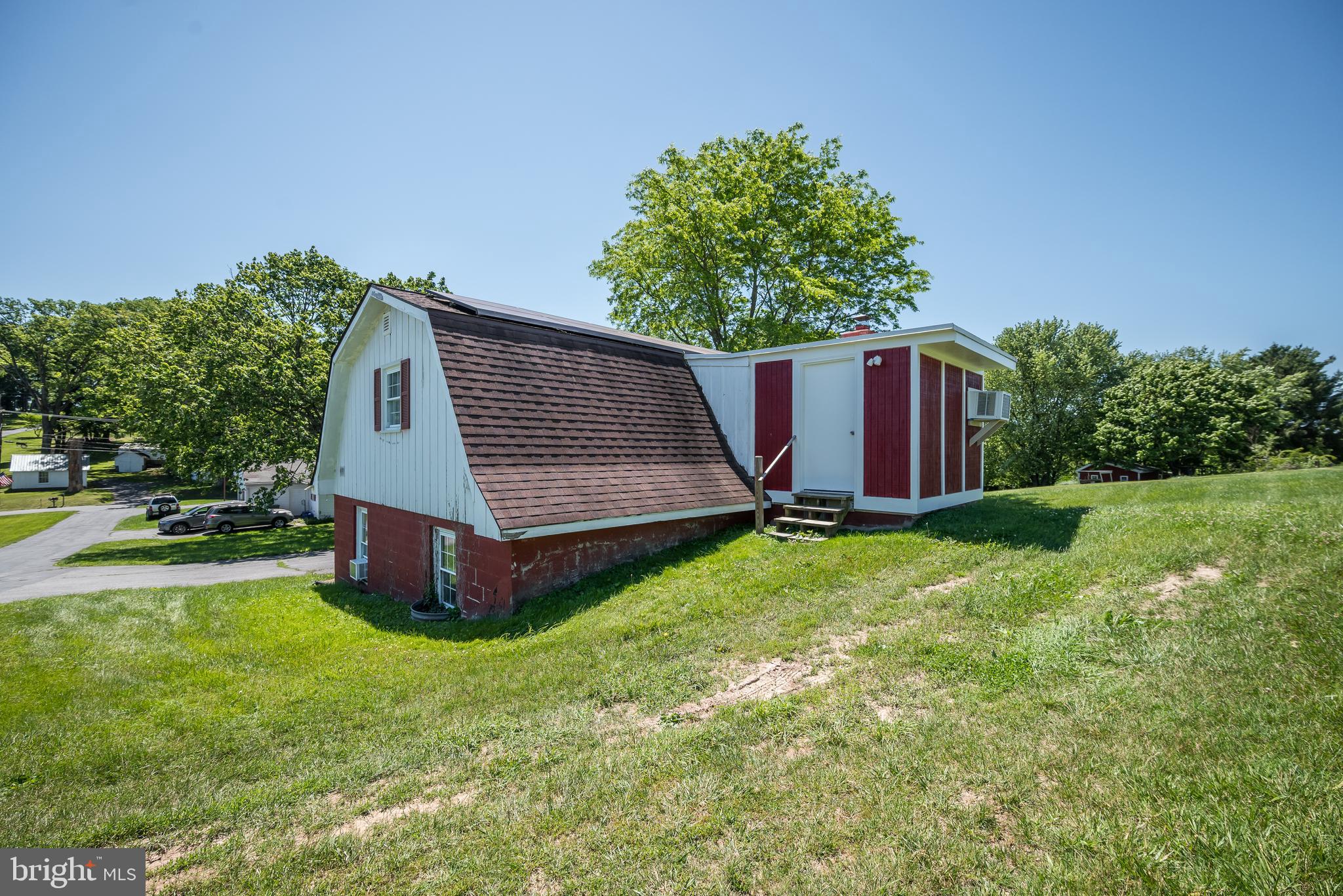 CLARKSBURG OUTSIDE - Residential