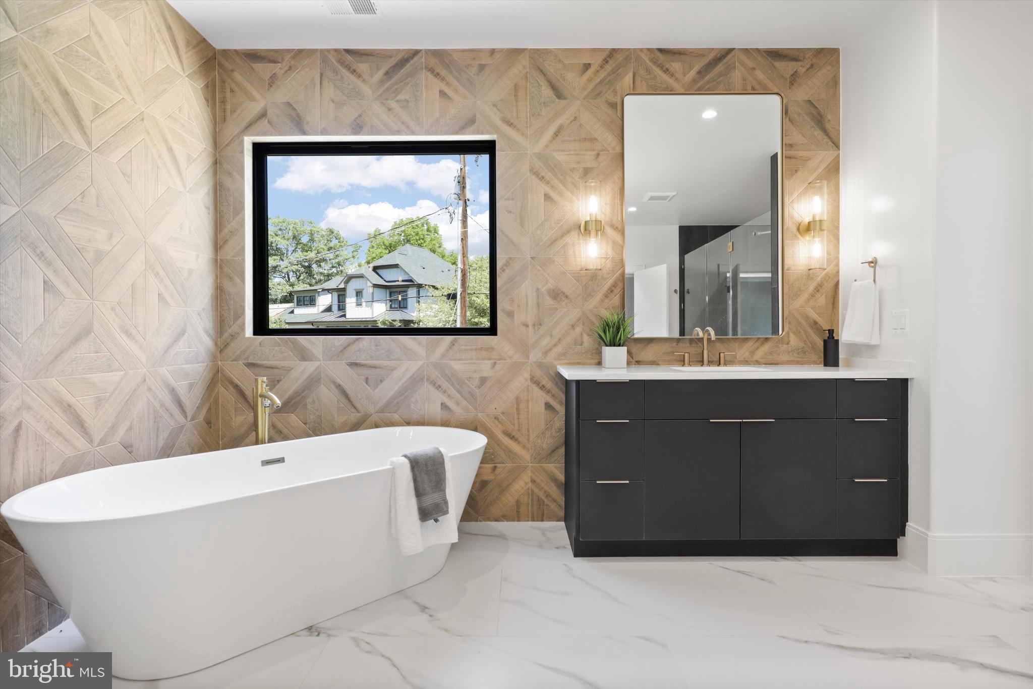 SOUTHRIDGE - Residential