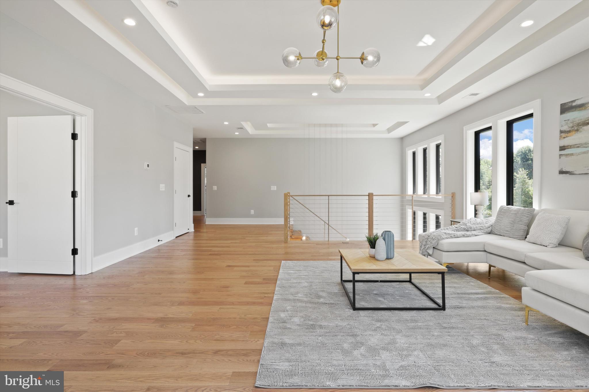 SOUTHRIDGE - Residential