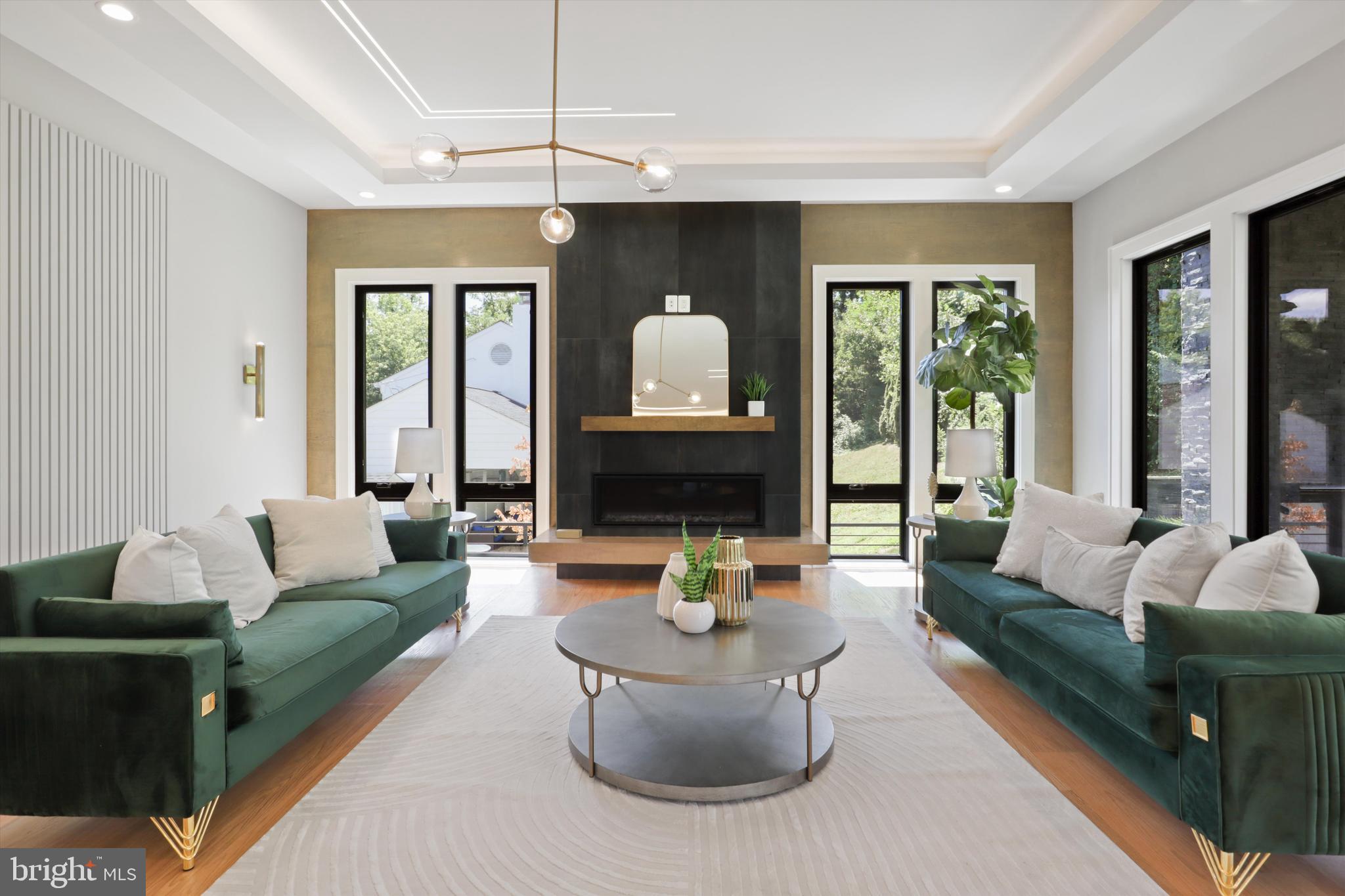 SOUTHRIDGE - Residential