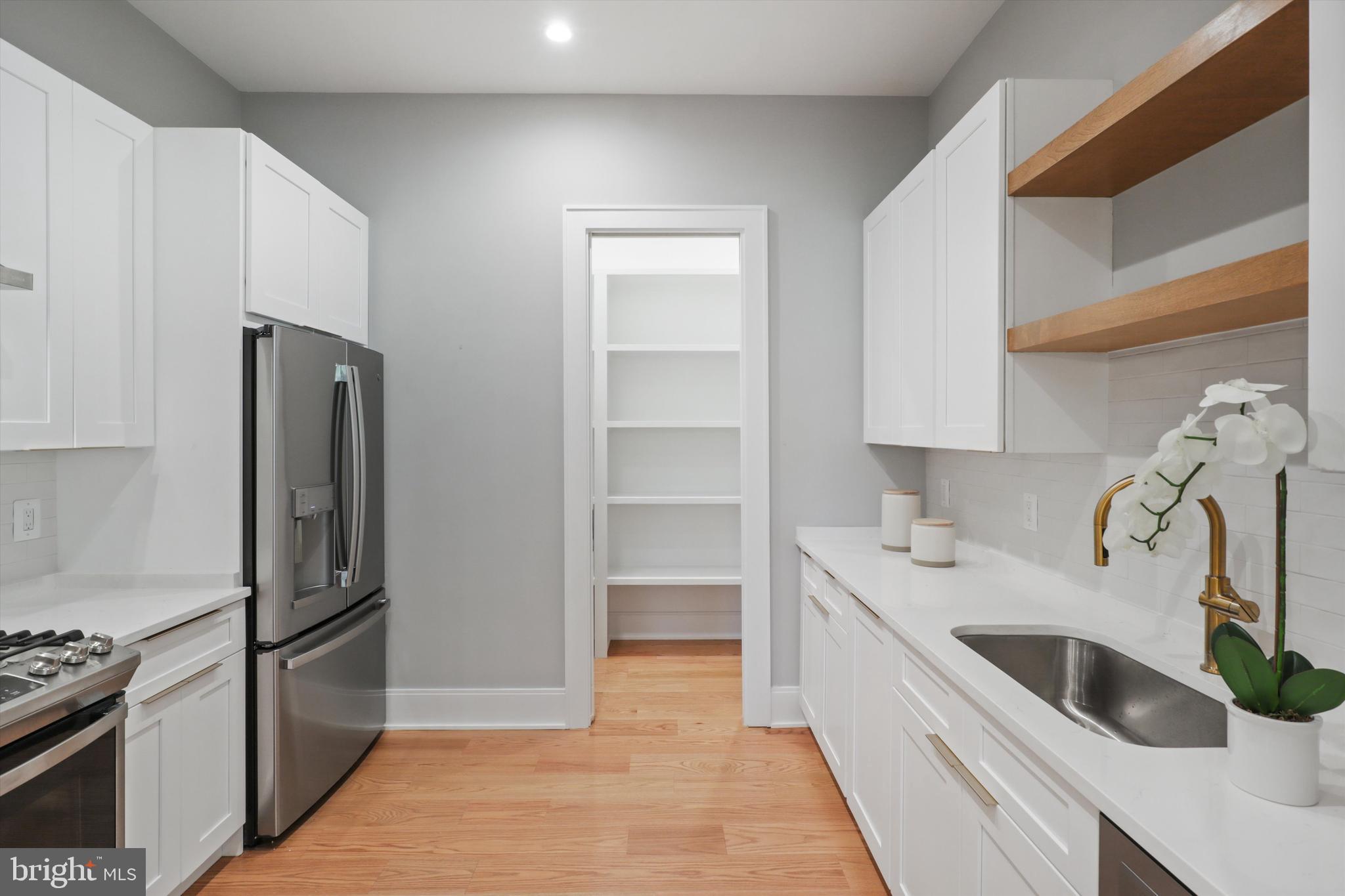 SOUTHRIDGE - Residential
