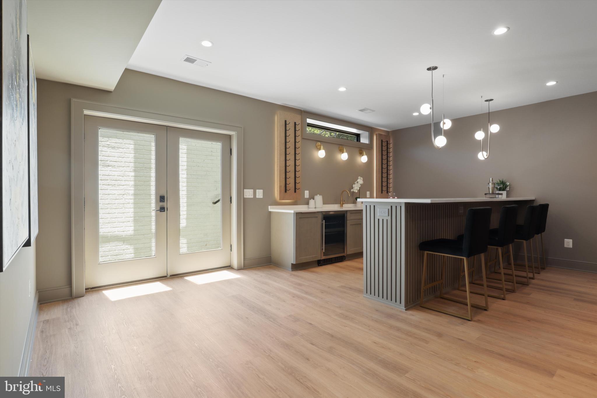 SOUTHRIDGE - Residential