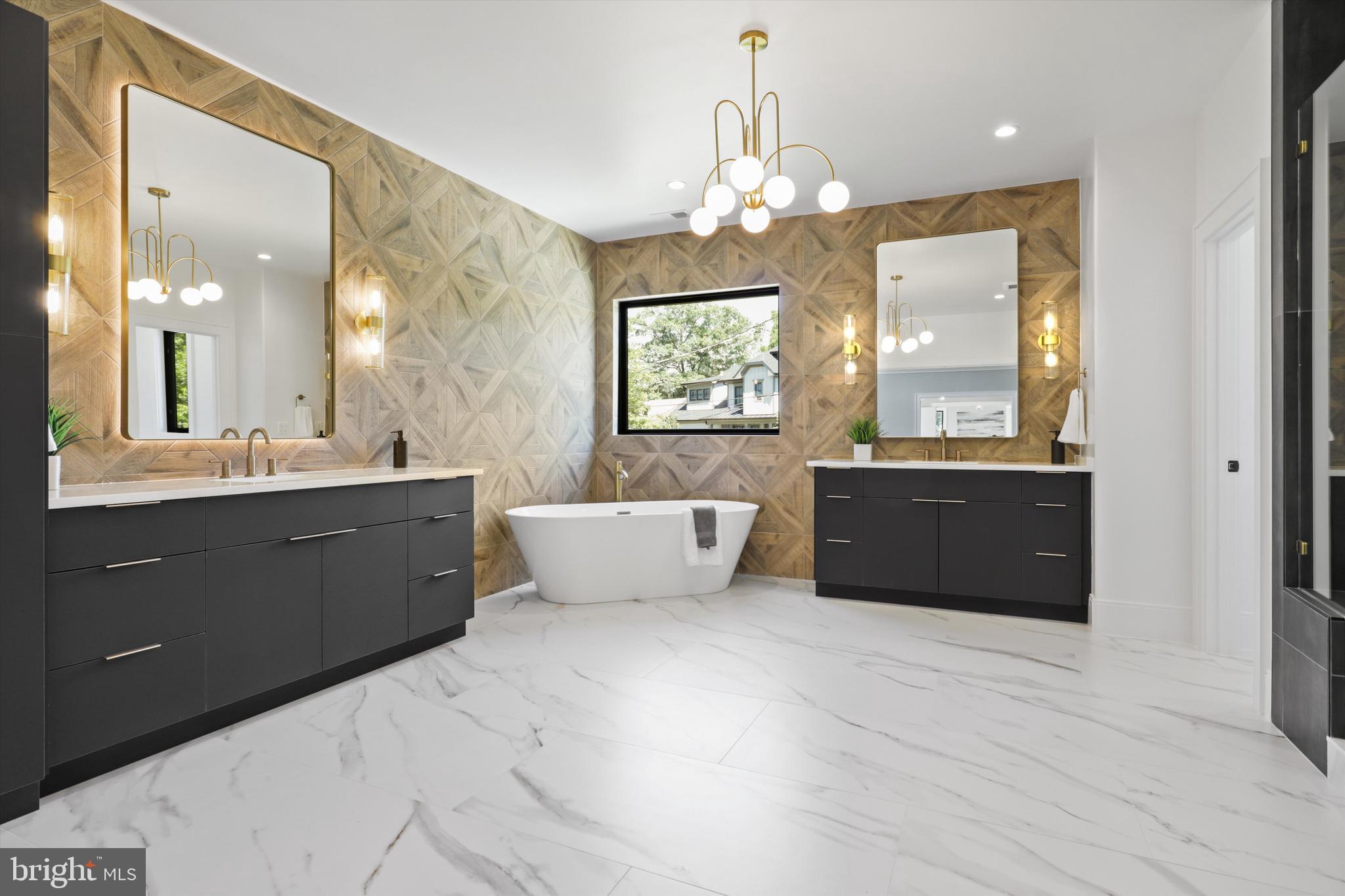 SOUTHRIDGE - Residential