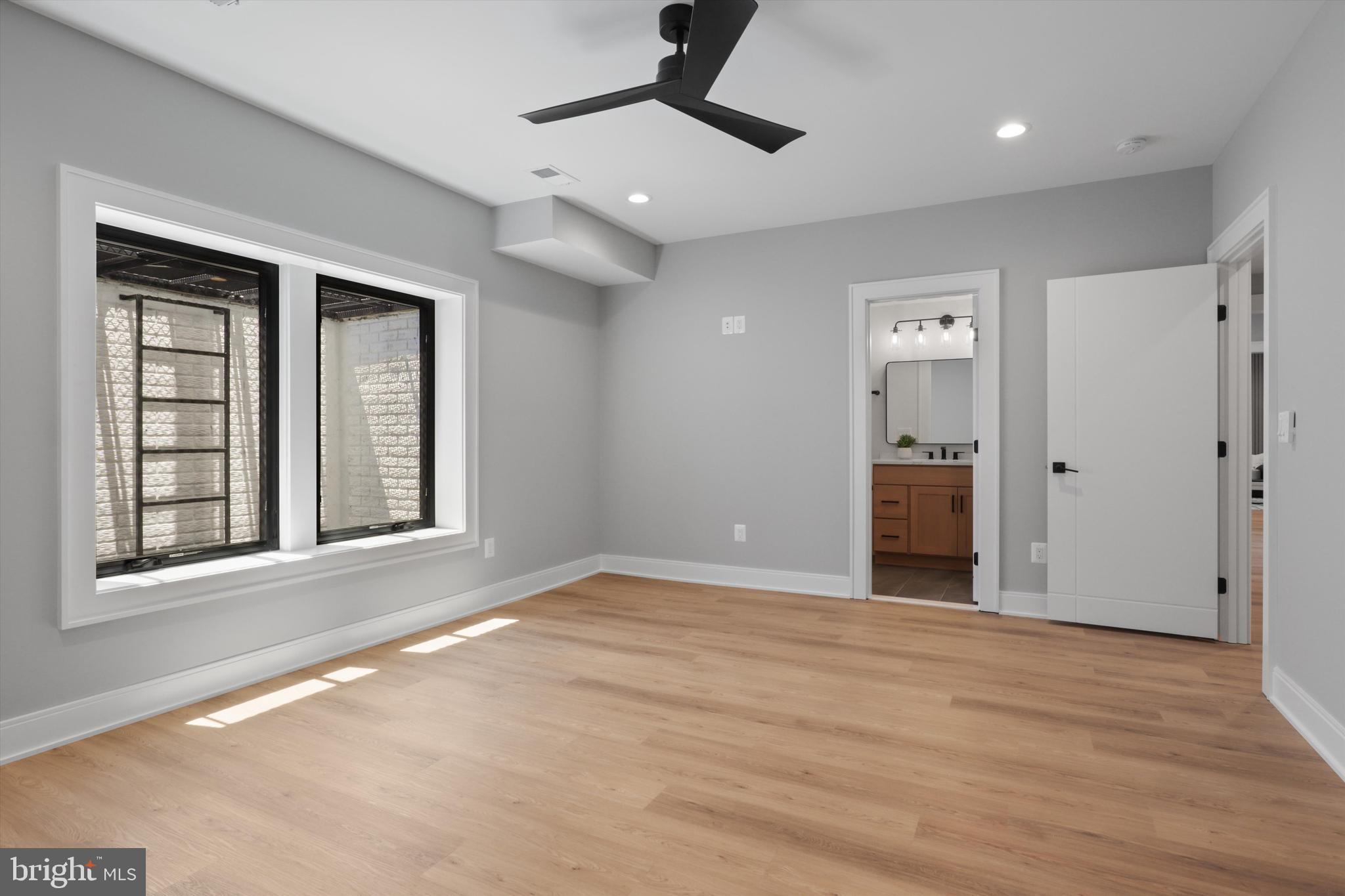 SOUTHRIDGE - Residential