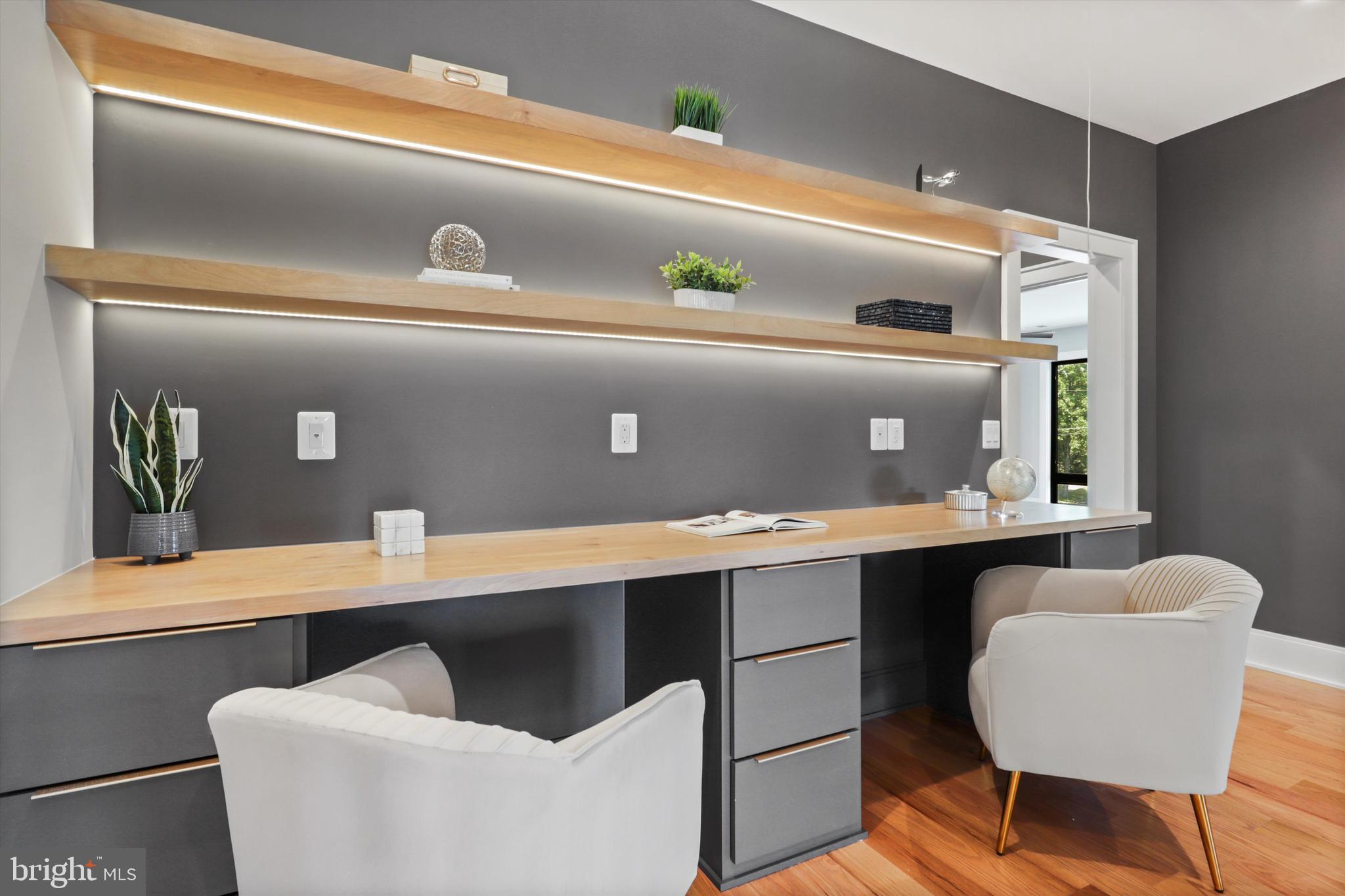 SOUTHRIDGE - Residential