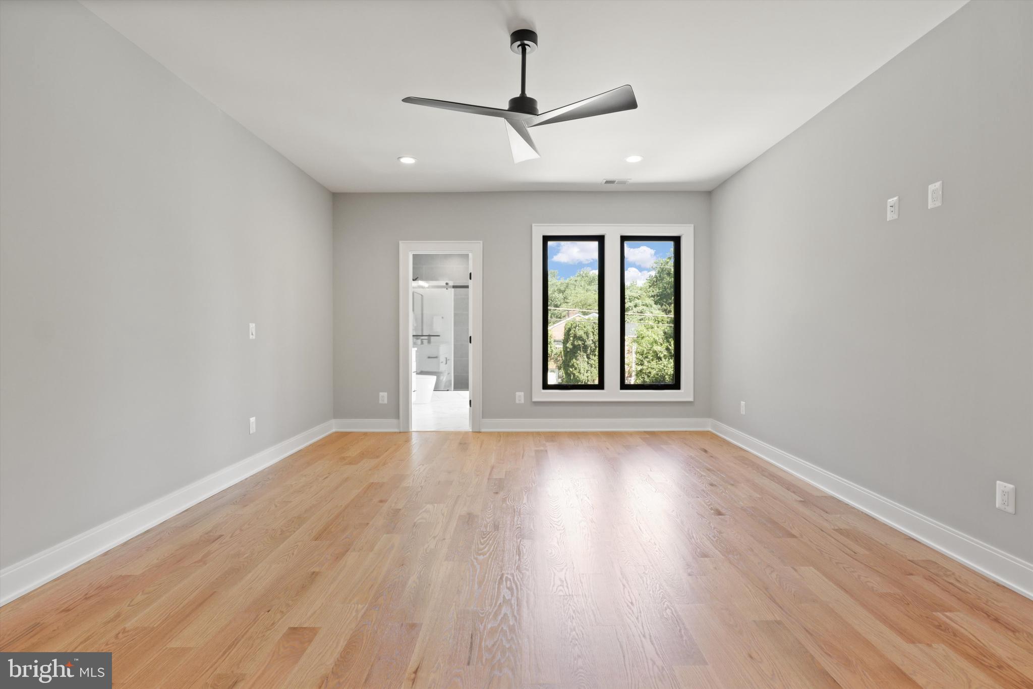 SOUTHRIDGE - Residential