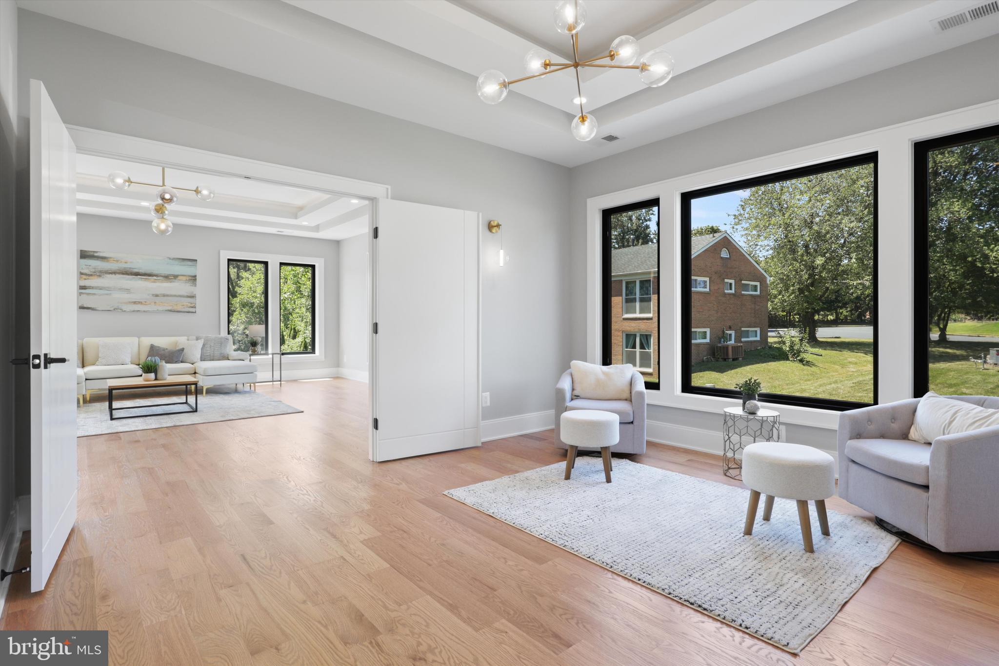 SOUTHRIDGE - Residential