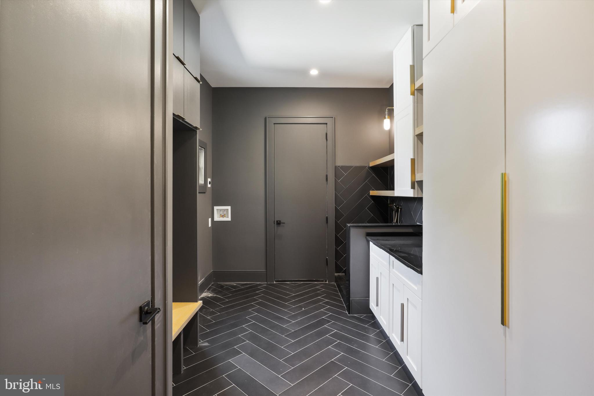 SOUTHRIDGE - Residential