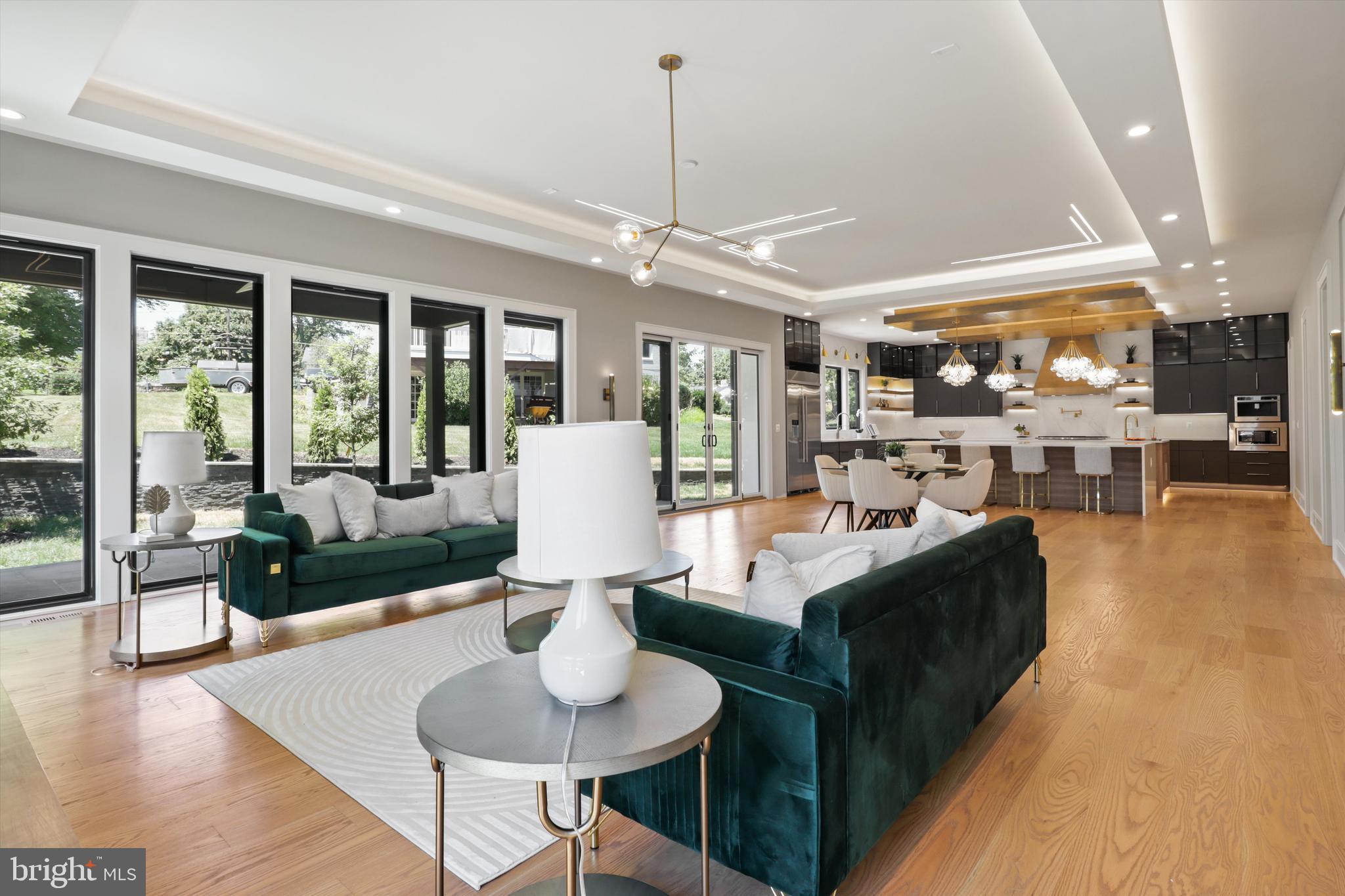 SOUTHRIDGE - Residential