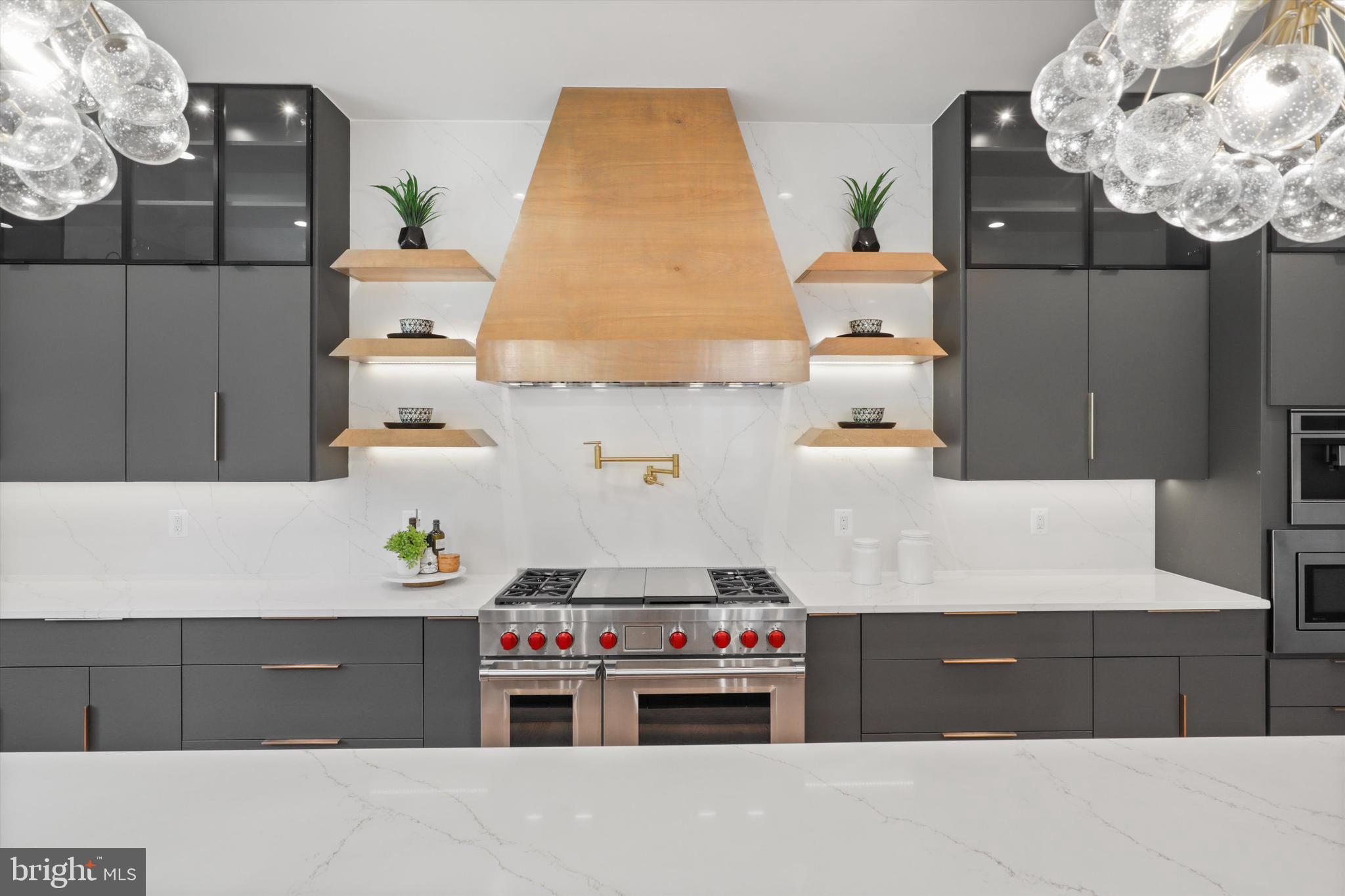 SOUTHRIDGE - Residential