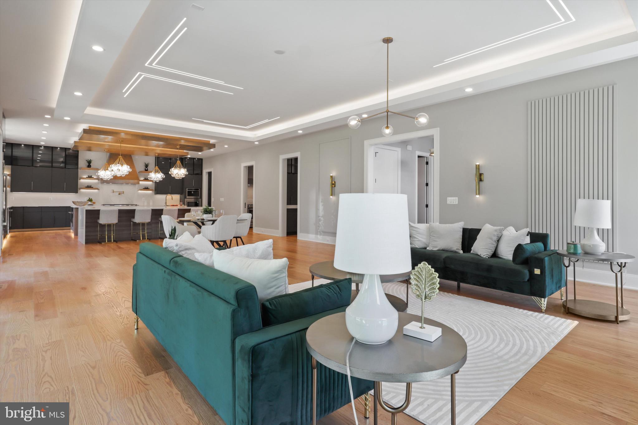 SOUTHRIDGE - Residential