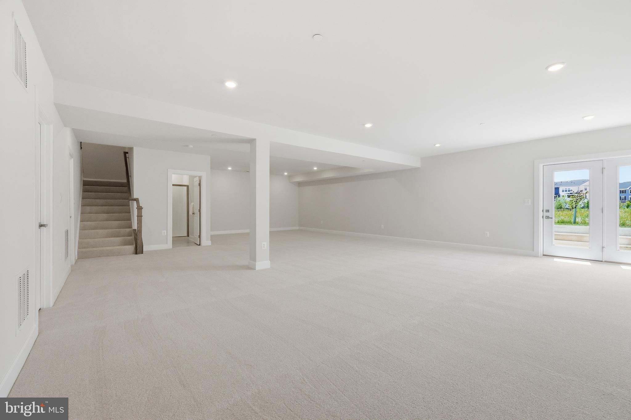 WELLINGTON FARMS - Residential
