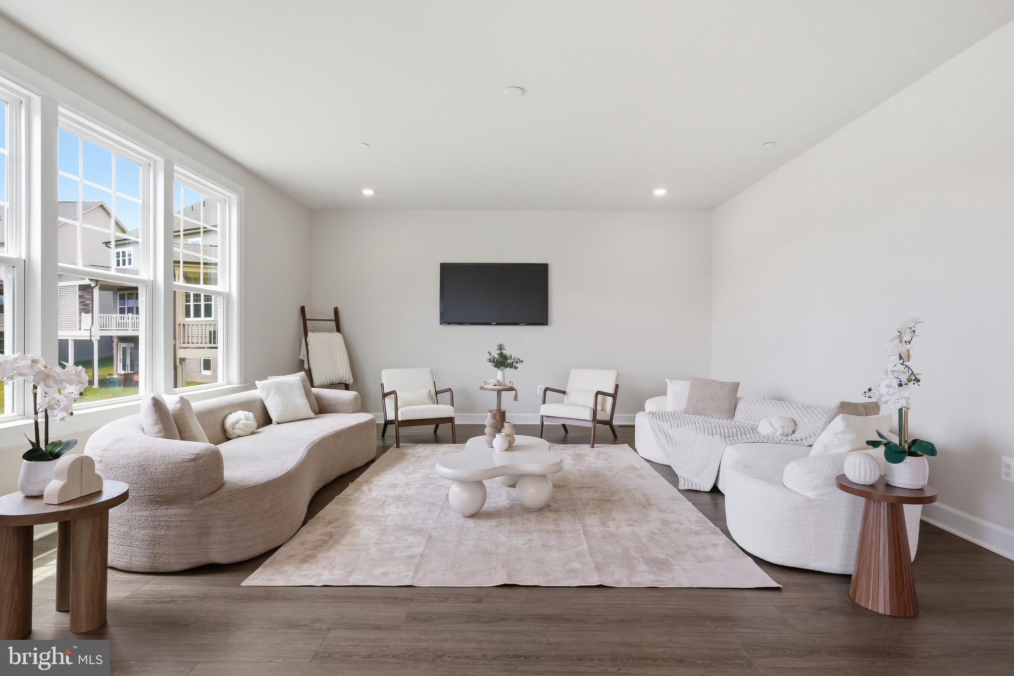 WELLINGTON FARMS - Residential
