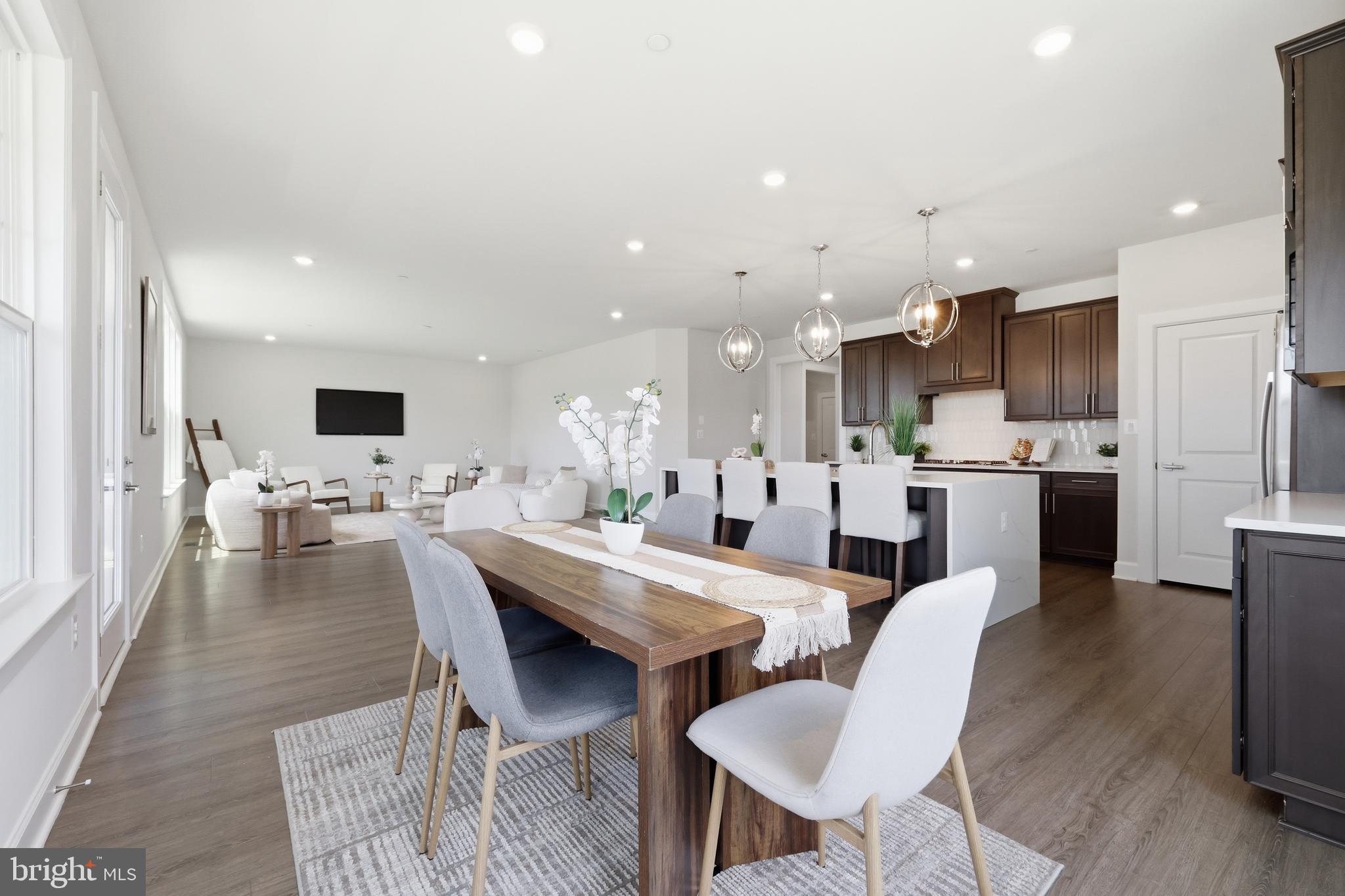 WELLINGTON FARMS - Residential
