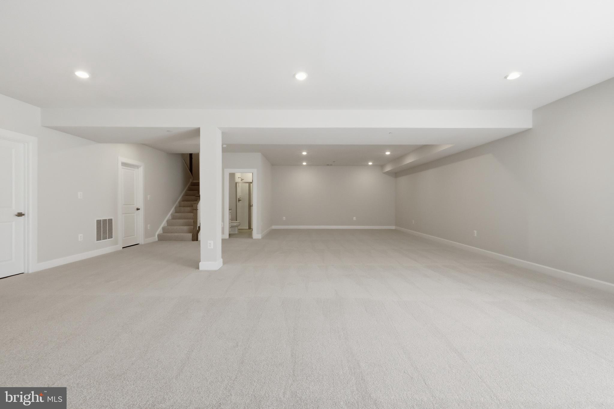 WELLINGTON FARMS - Residential