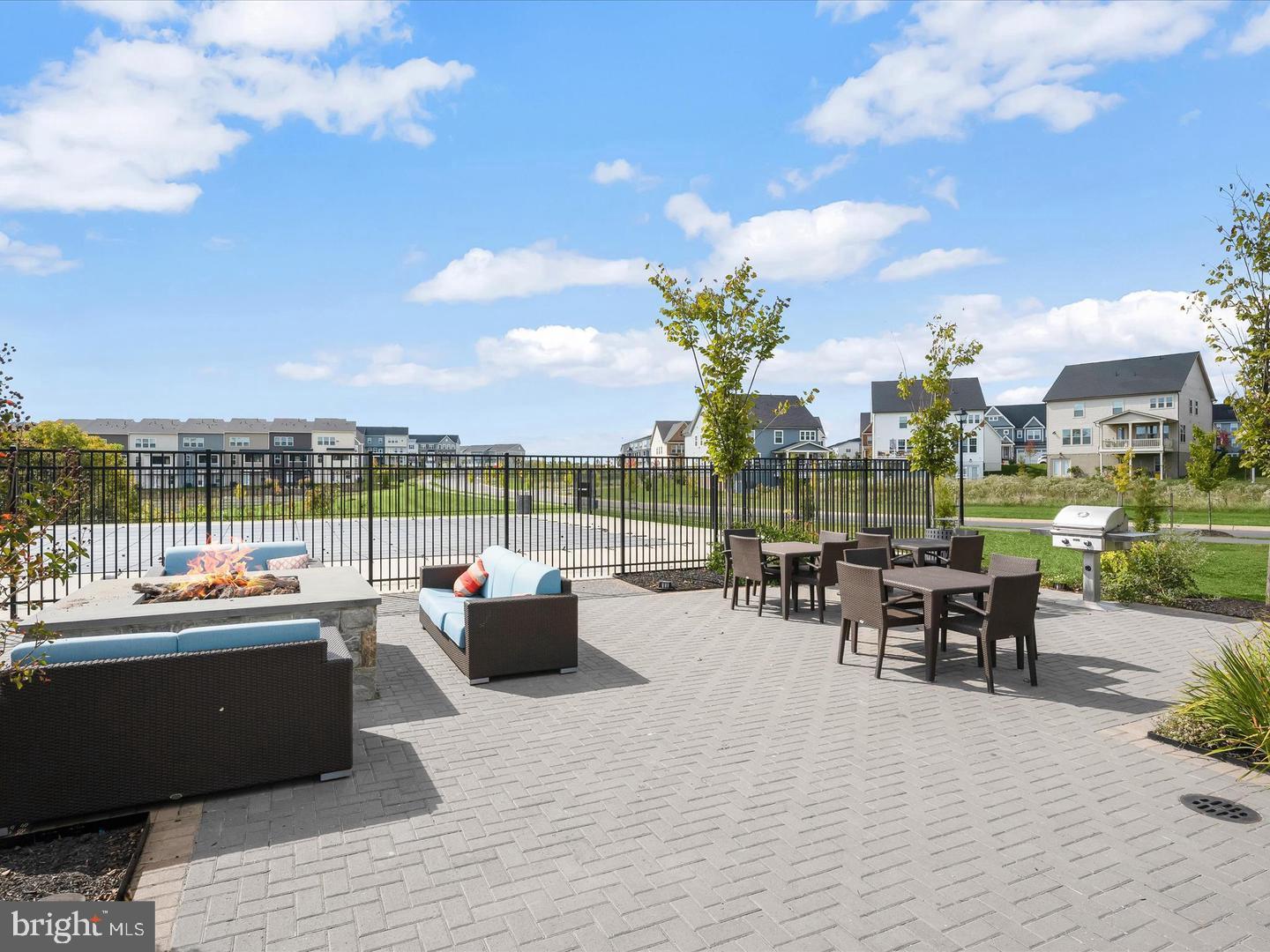 WELLINGTON FARMS - Residential