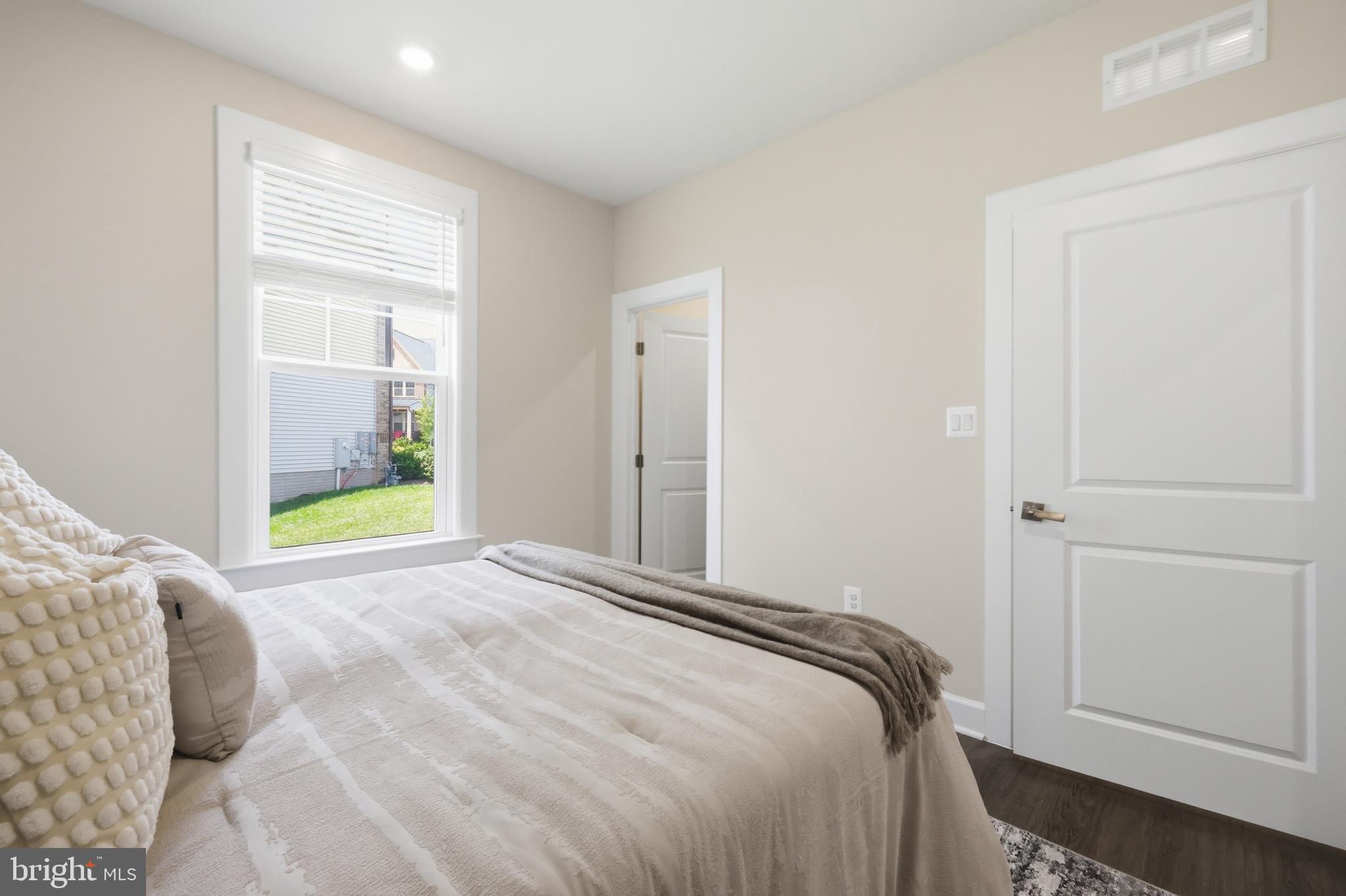 WELLINGTON FARMS - Residential