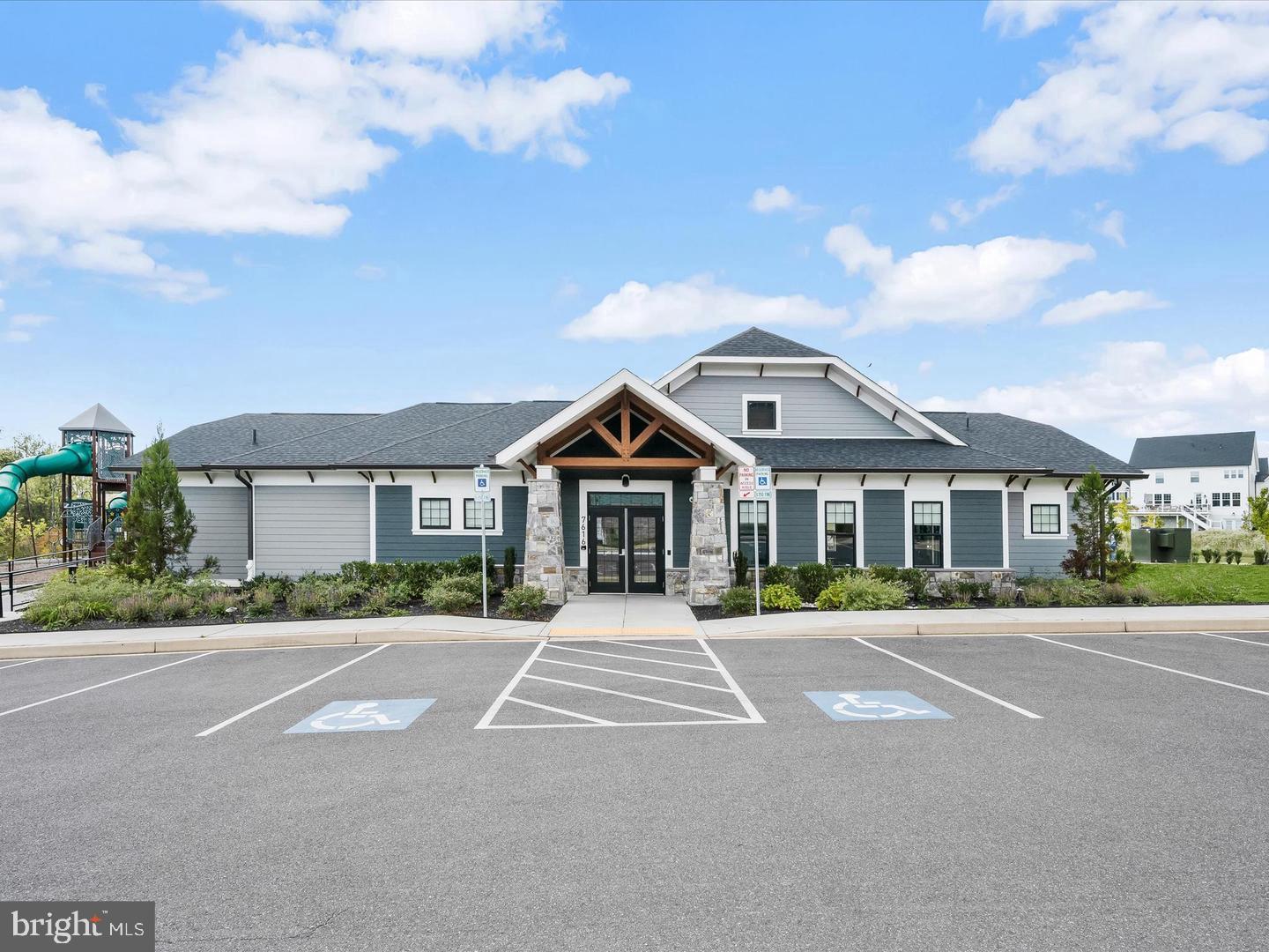 WELLINGTON FARMS - Residential