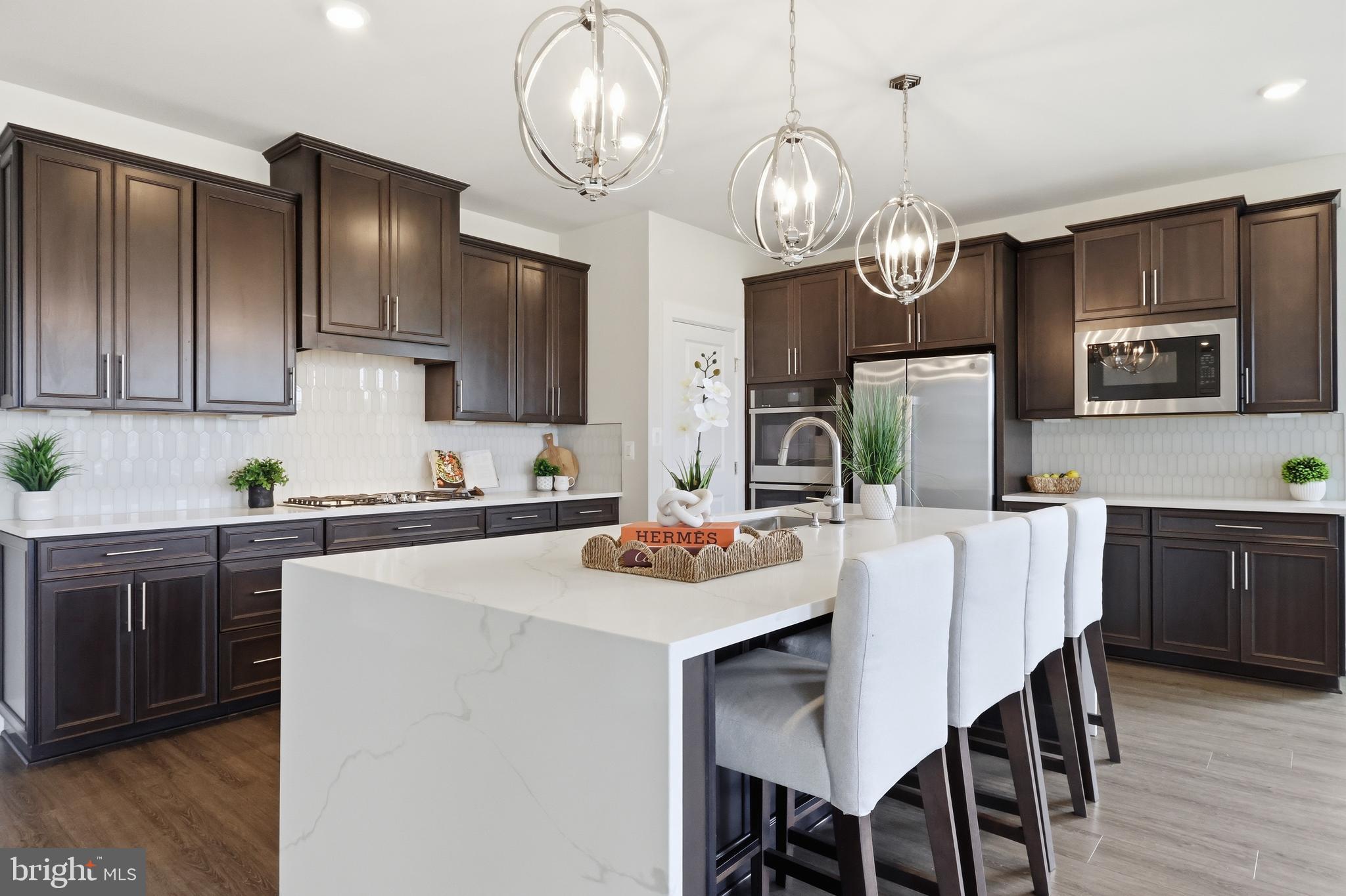 WELLINGTON FARMS - Residential
