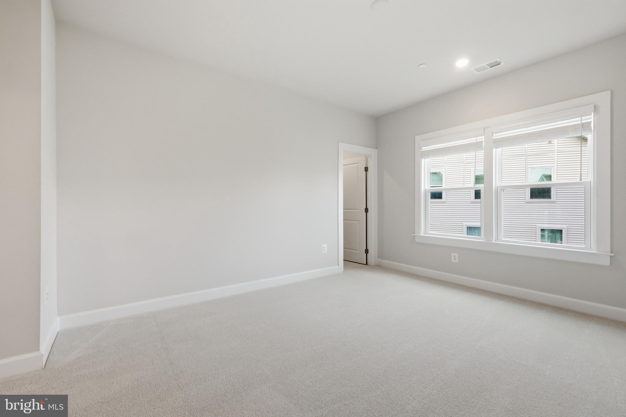WELLINGTON FARMS - Residential