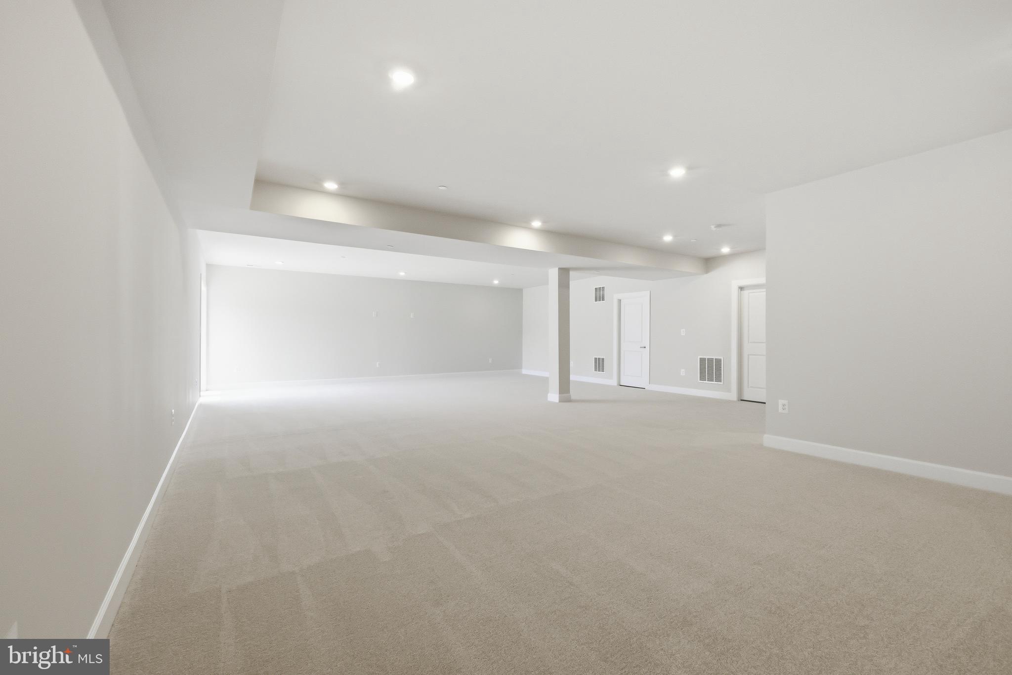 WELLINGTON FARMS - Residential