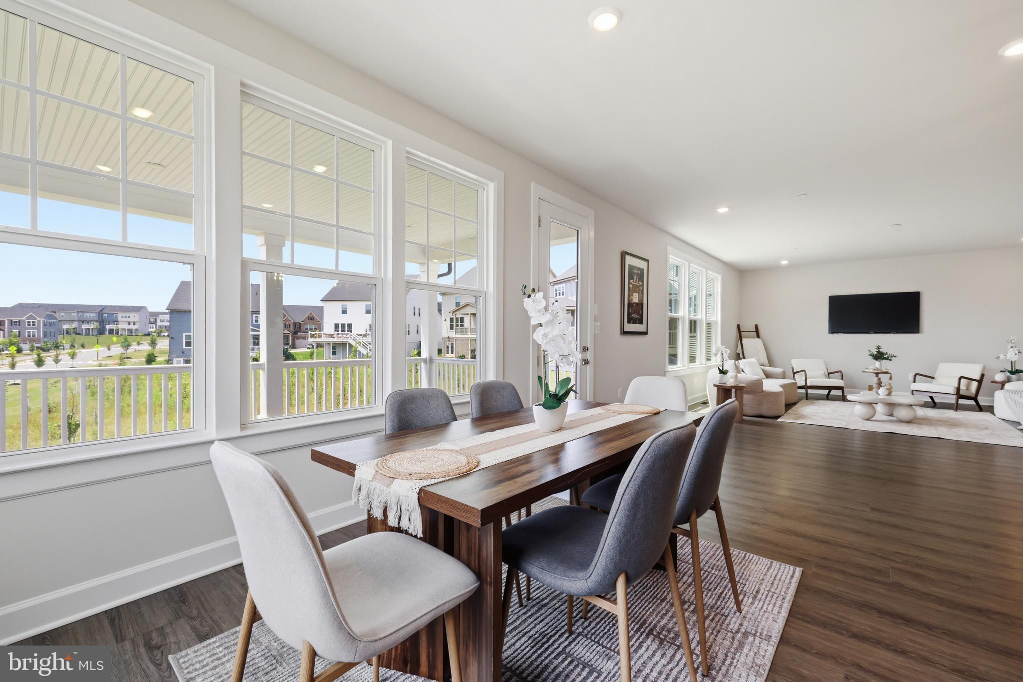 WELLINGTON FARMS - Residential