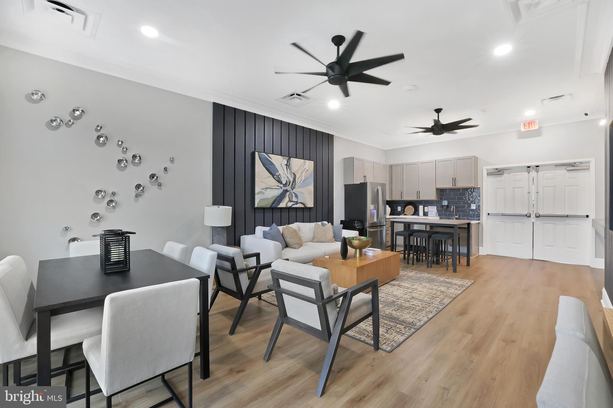 WELLINGTON FARMS - Residential