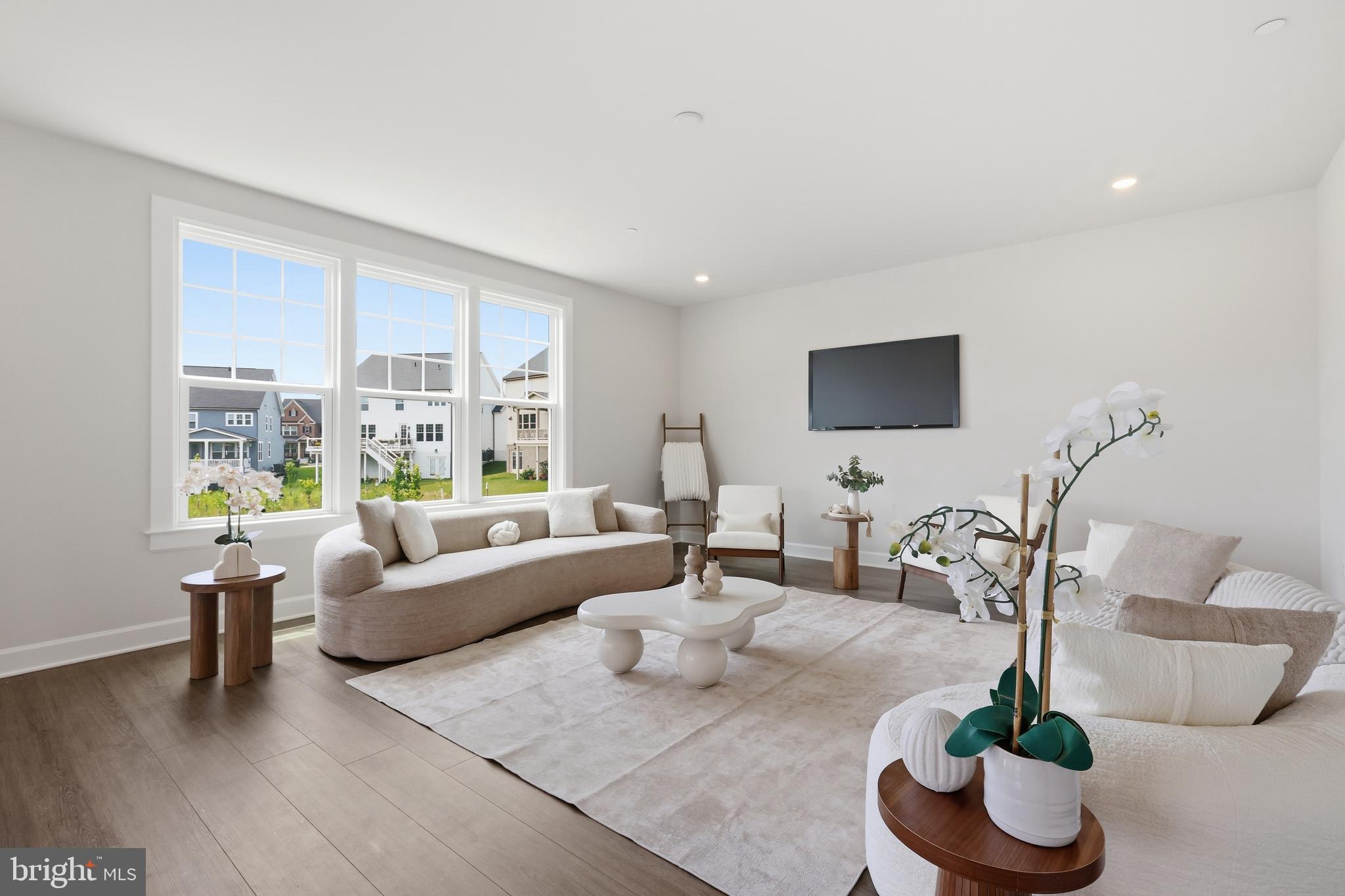WELLINGTON FARMS - Residential