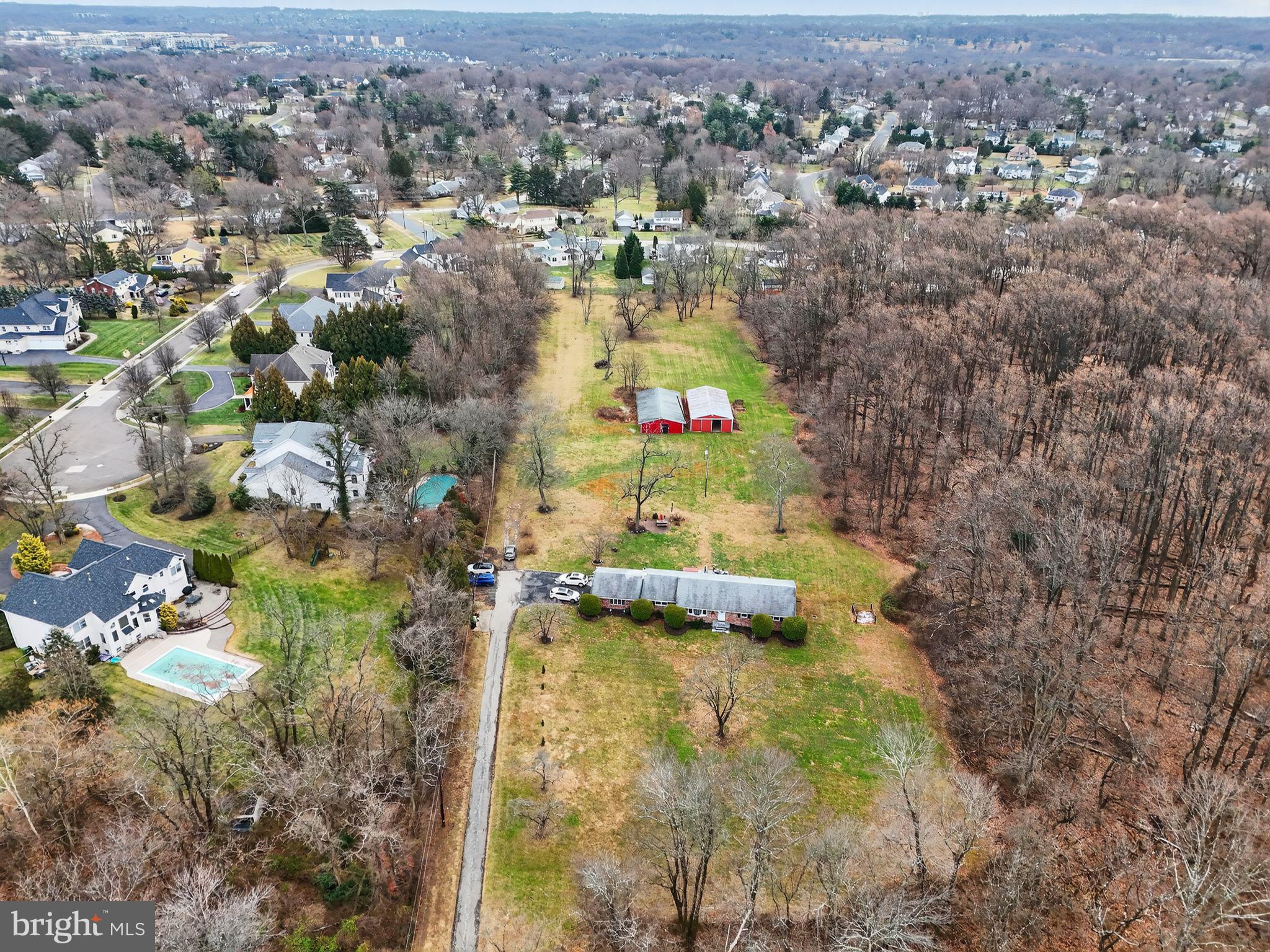 MAPLE GLEN - Residential